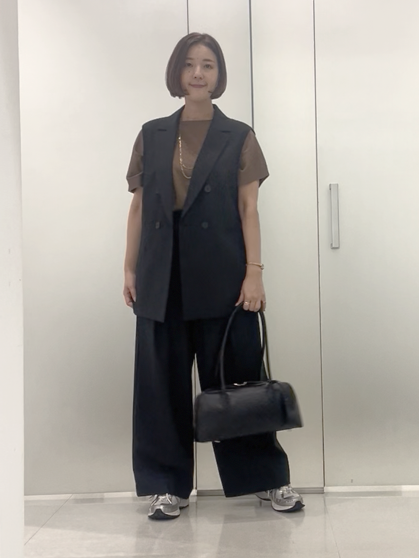 まどかさんの「UNTITLED｜【アンサンブル可/品のある透け感】Tシャツ風ニットトップス」を使ったコーディネート