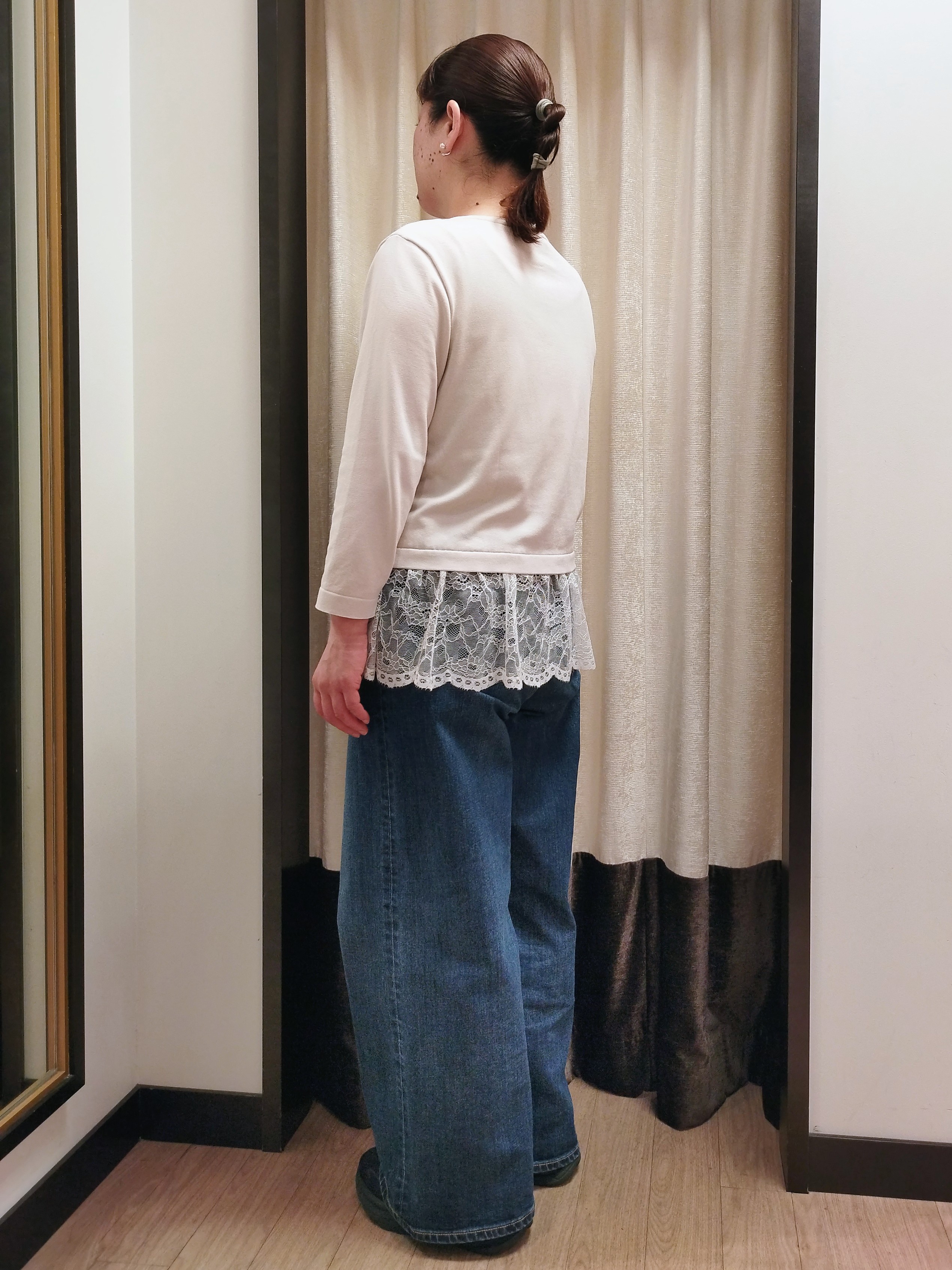 junさんの「Reflect｜【手洗い可】レースデザインニットカーディガン」を使ったコーディネート