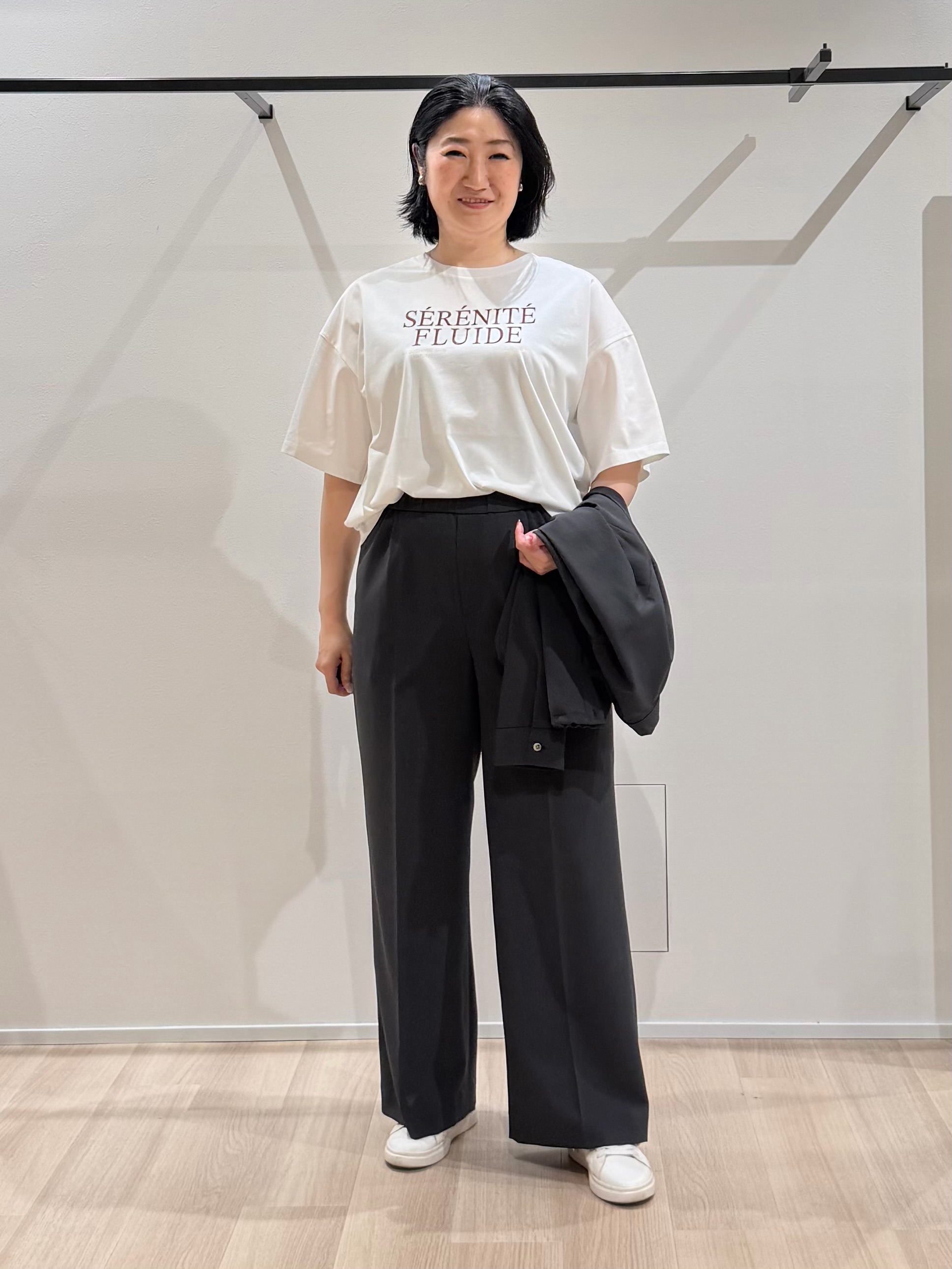 TOMOMIさんの「UNTITLED｜【秋の通勤羽織/セットアップ可/UVカット】エアリークール半袖ジャケット」を使ったコーディネート
