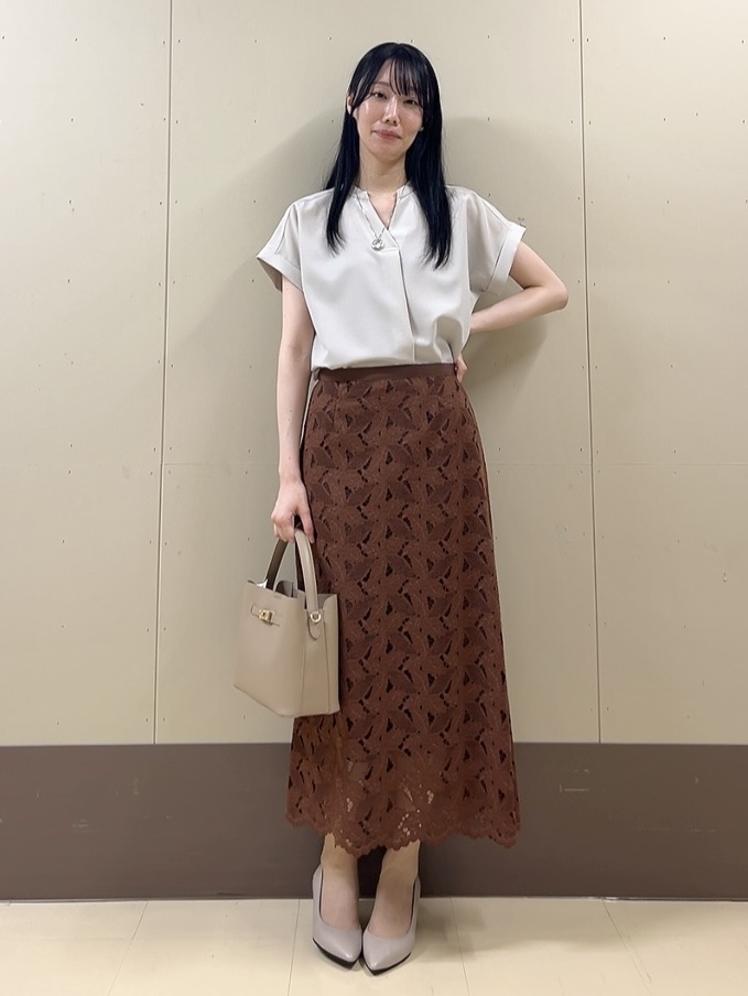 sechiさんの「UNTITLED｜【セットアップ可/UVカット】エアリークールブラウス」を使ったコーディネート