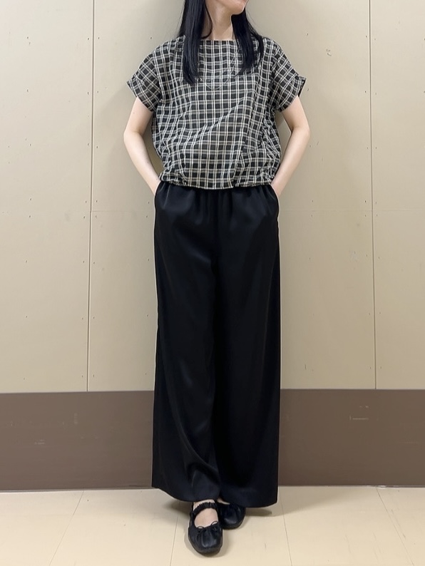 sechiさんの「UNTITLED｜【秋めきシャツ/体型カバー】シアーチェックブラウス」を使ったコーディネート
