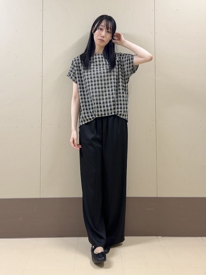 sechiさんの「UNTITLED｜【秋めきシャツ/体型カバー】シアーチェックブラウス」を使ったコーディネート