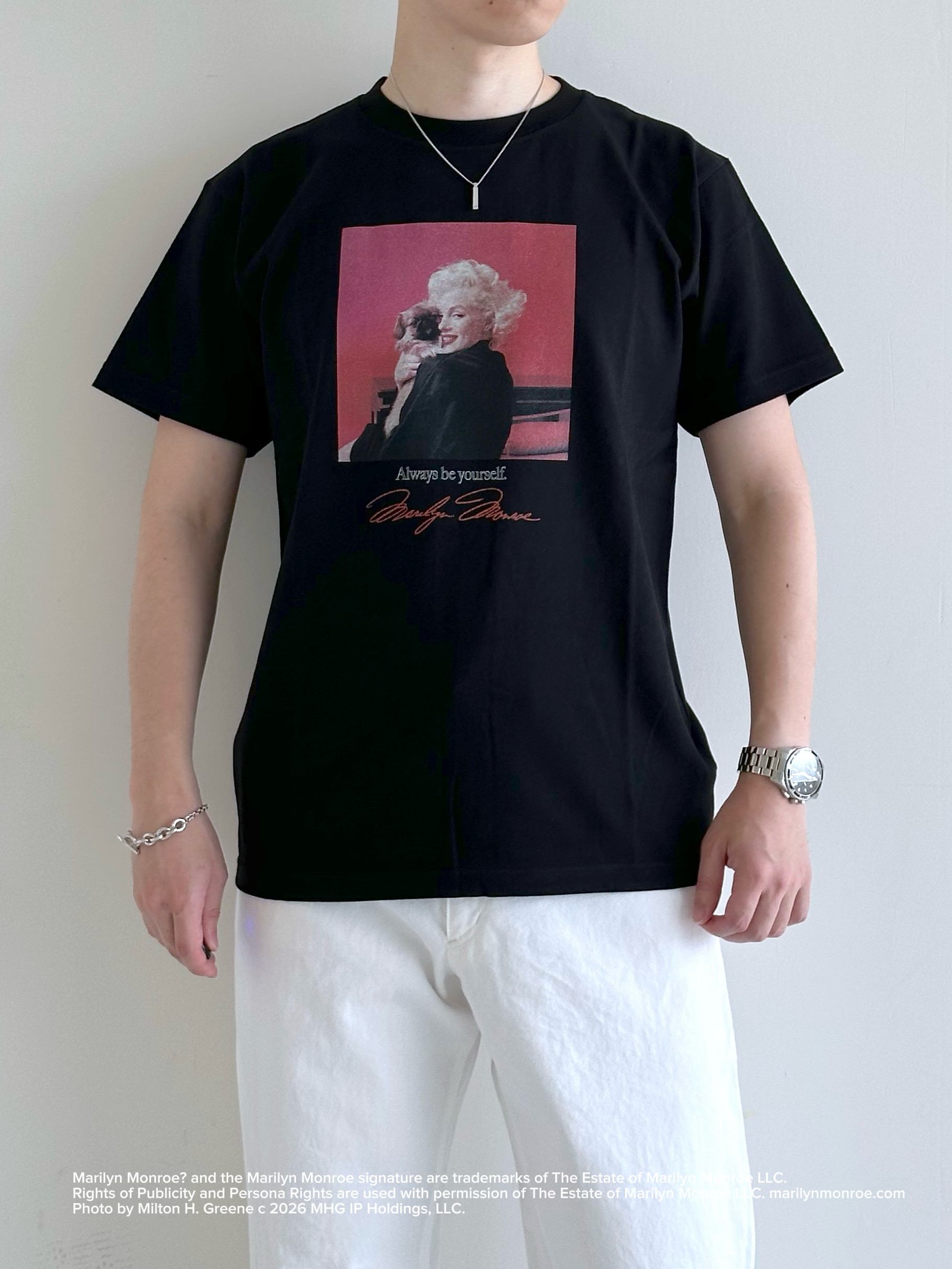 イッシーさんの「TAKEO KIKUCHI｜【別注】マリリン・モンロー/フォトTシャツ」を使ったコーディネート