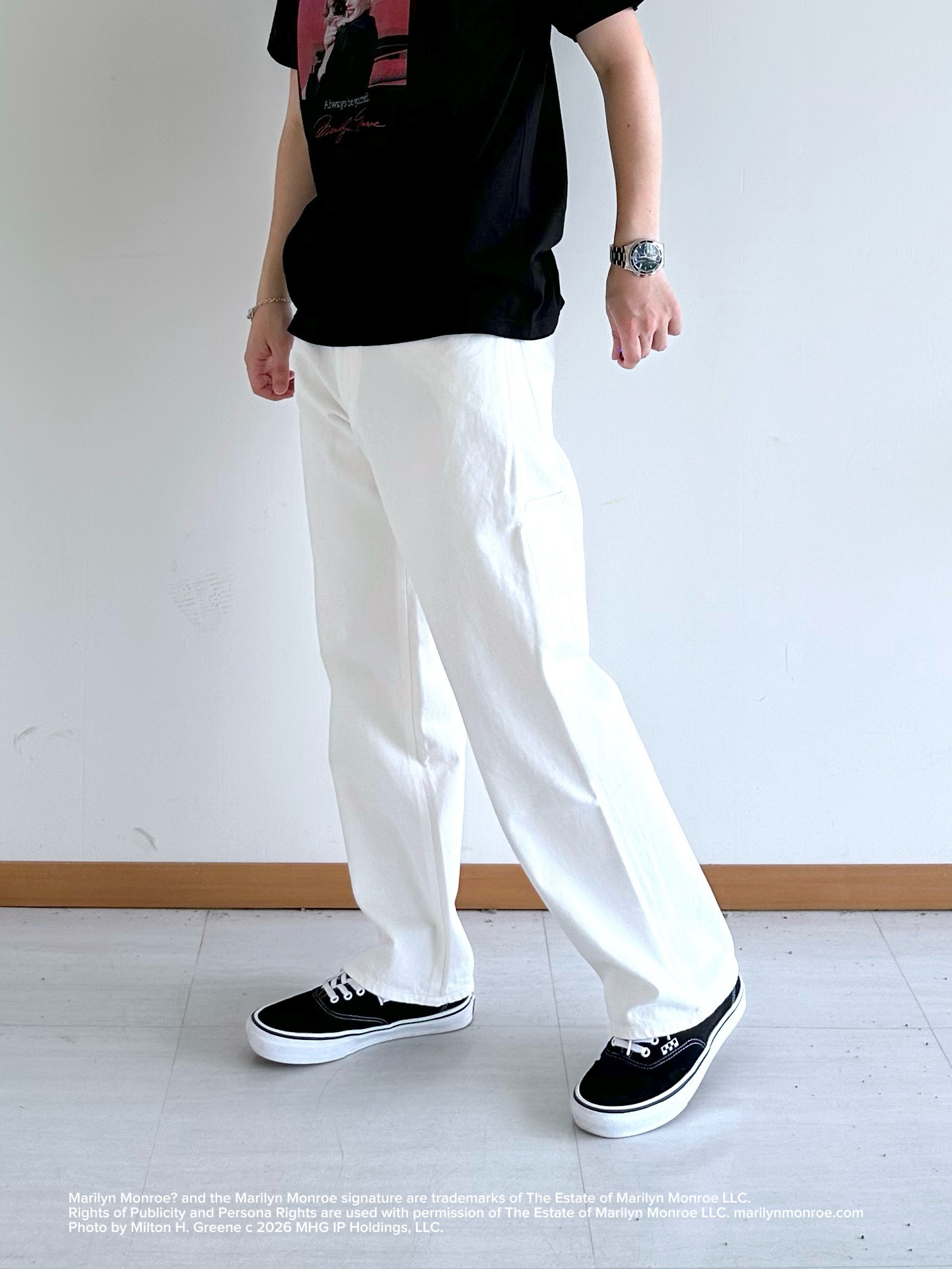 イッシーさんの「TAKEO KIKUCHI｜【別注】マリリン・モンロー/フォトTシャツ」を使ったコーディネート