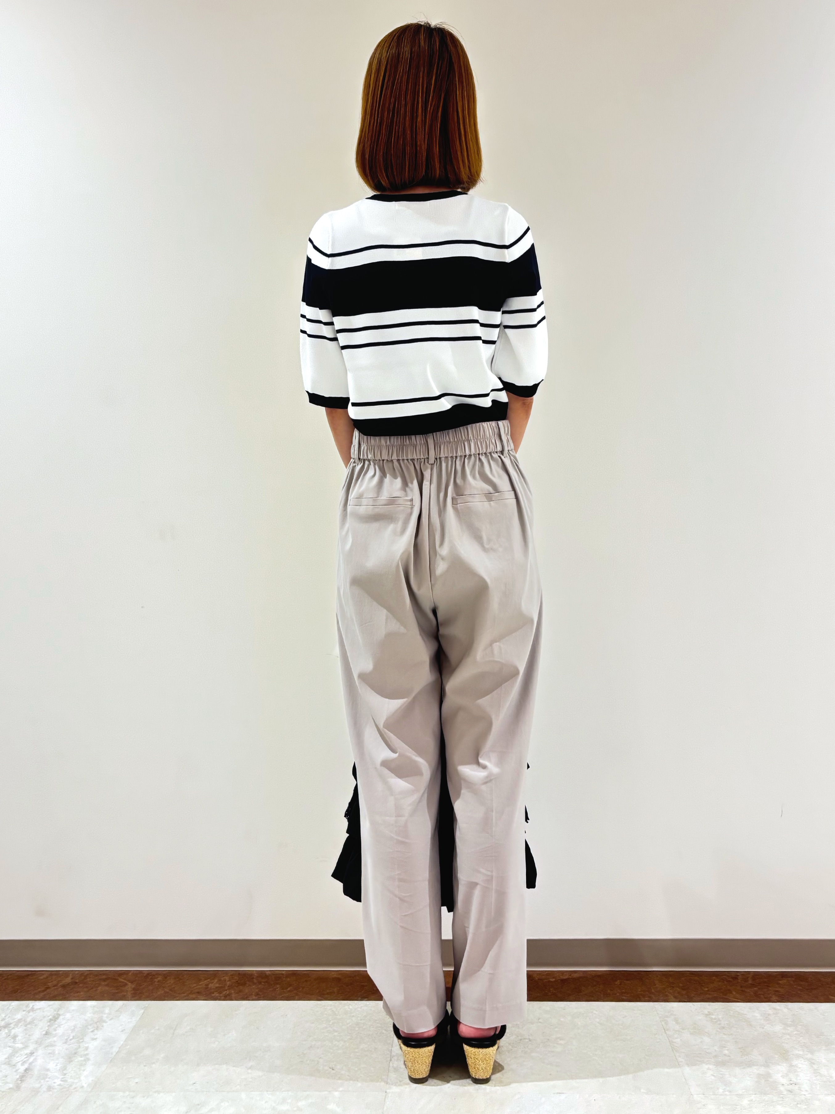 miさんの「grove｜センタープレスがとれにくい、ハイパーストレッチテーパードパンツ」を使ったコーディネート
