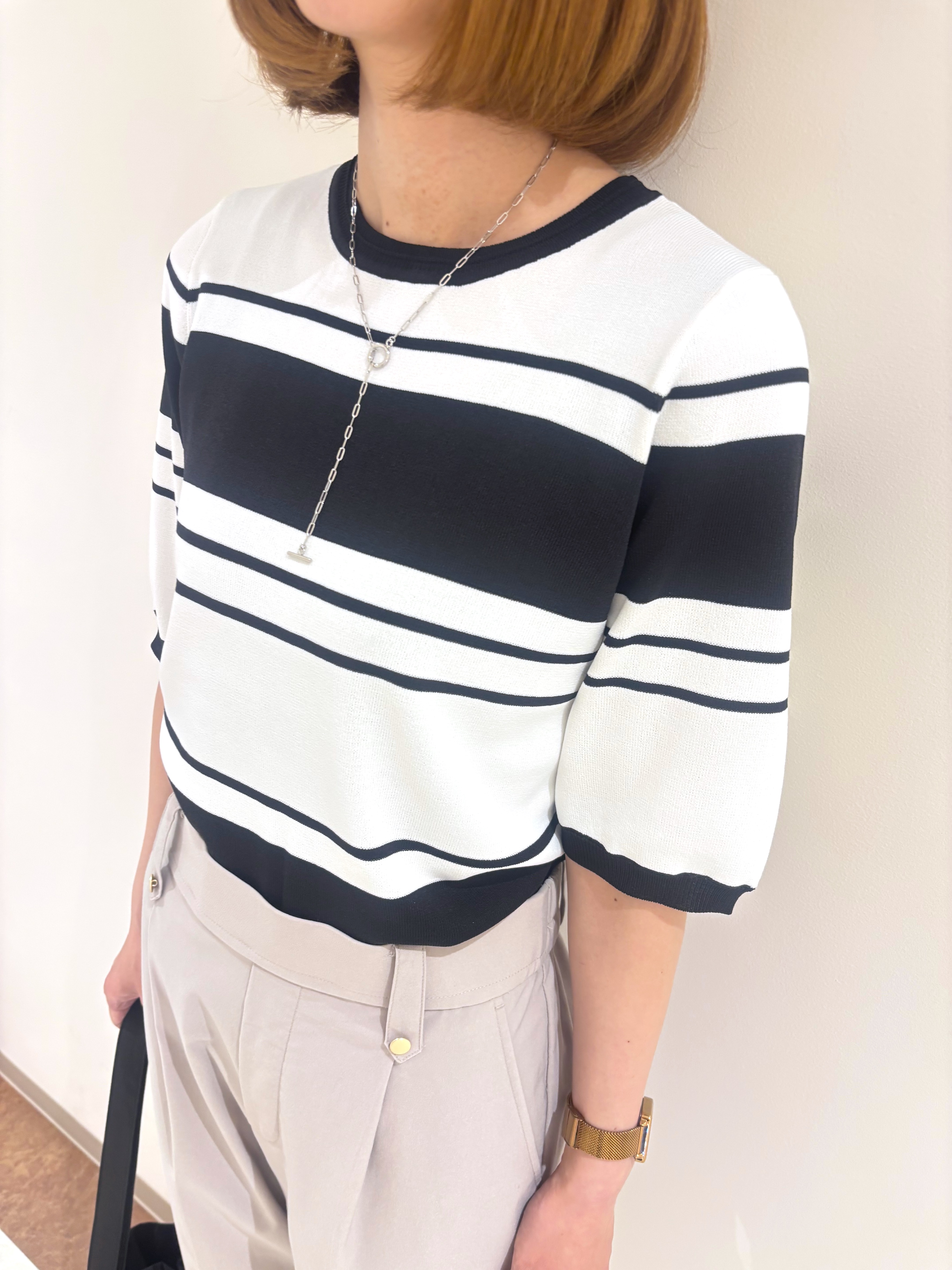 miさんの「grove｜センタープレスがとれにくい、ハイパーストレッチテーパードパンツ」を使ったコーディネート