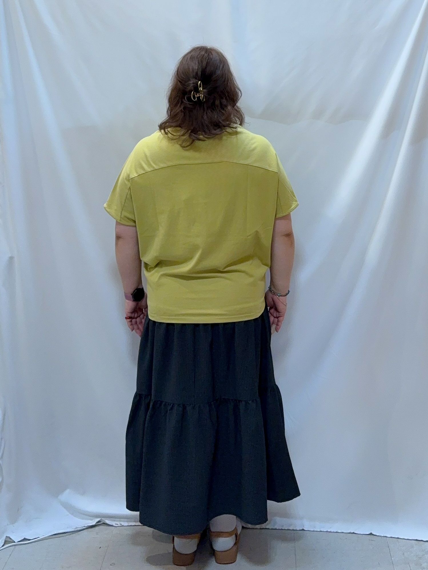 kotoさんさんの「SHOO･LA･RUE｜【洗濯機可/体型カバー】インせず着られる 上品見えのドルマントップス」を使ったコーディネート