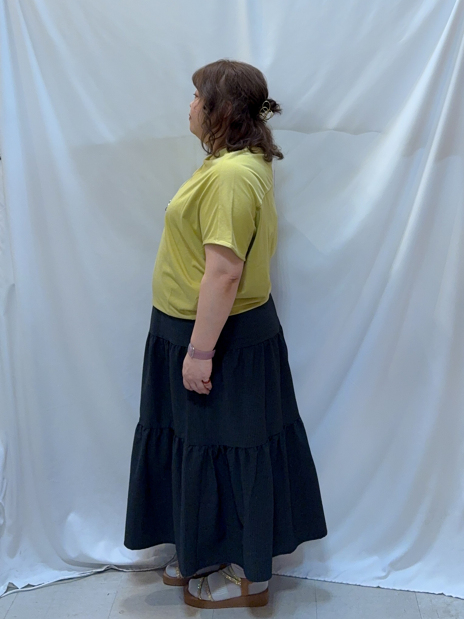 kotoさんさんの「SHOO･LA･RUE｜【洗濯機可/体型カバー】インせず着られる 上品見えのドルマントップス」を使ったコーディネート