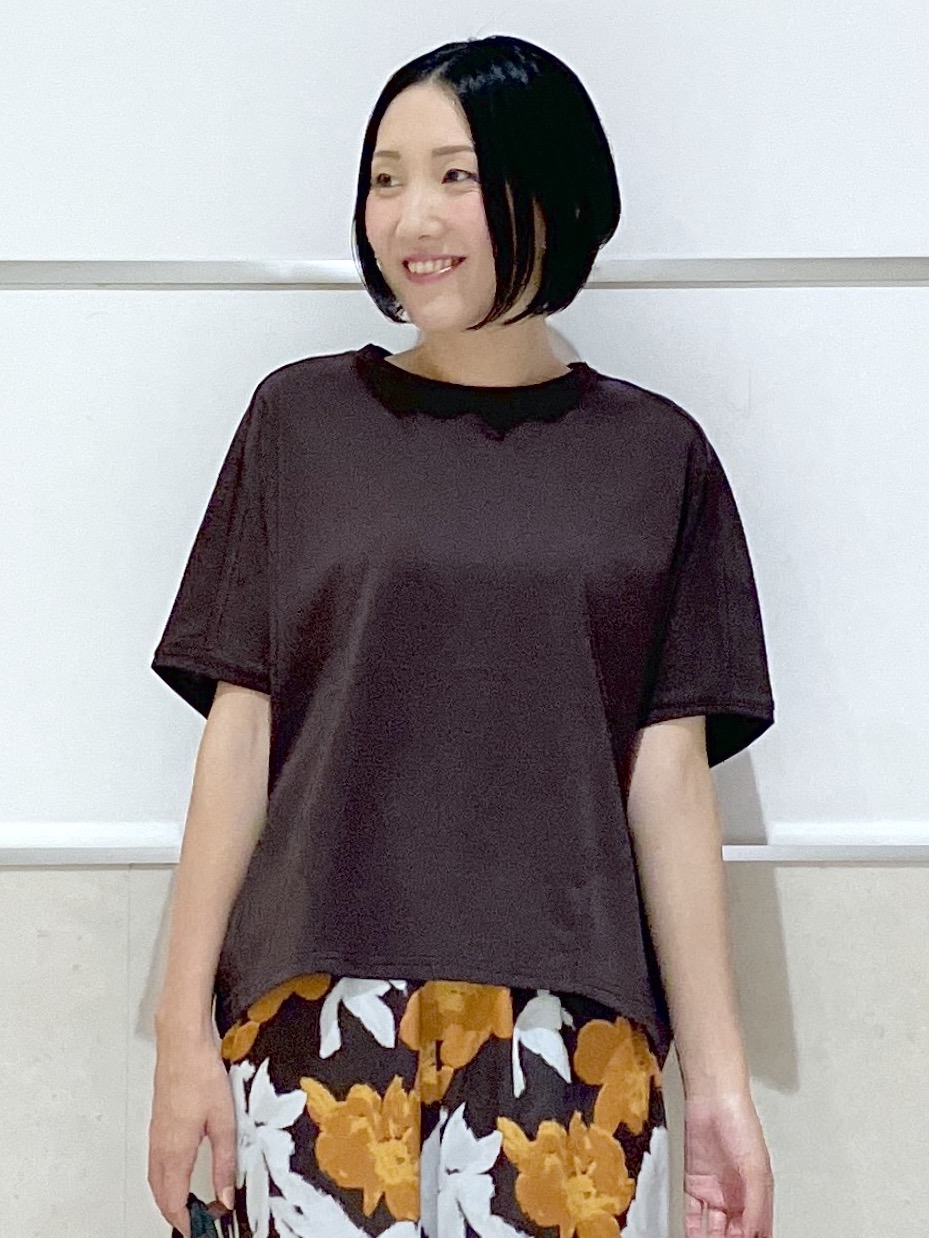 eriko さんの「Dessin｜【汗シミ防止/UVカット】ドルマンスリーブ プルオーバー」を使ったコーディネート
