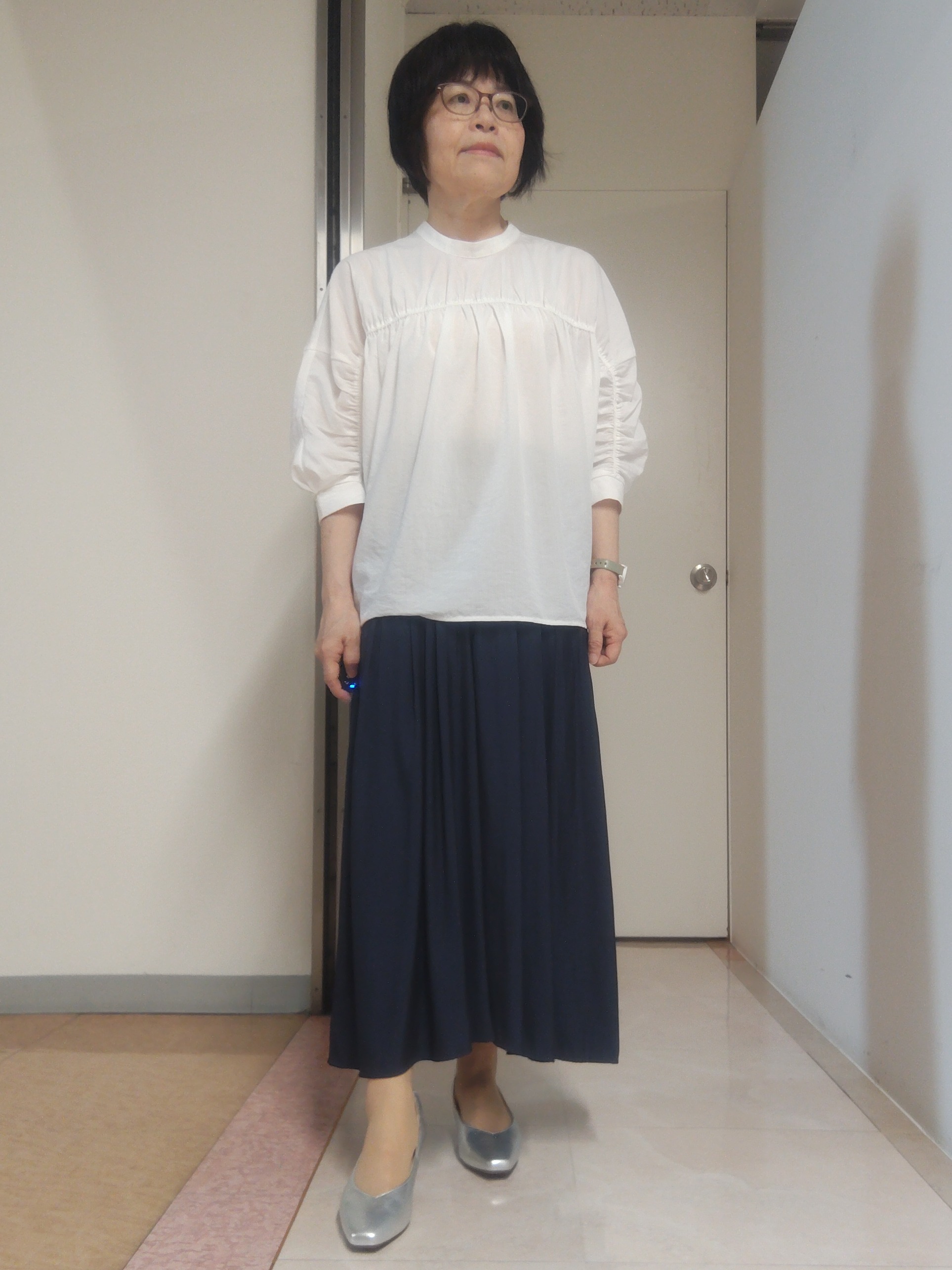tokuさんの「Reflect｜【手洗い可】プチハイネック ギャザーブラウス」を使ったコーディネート