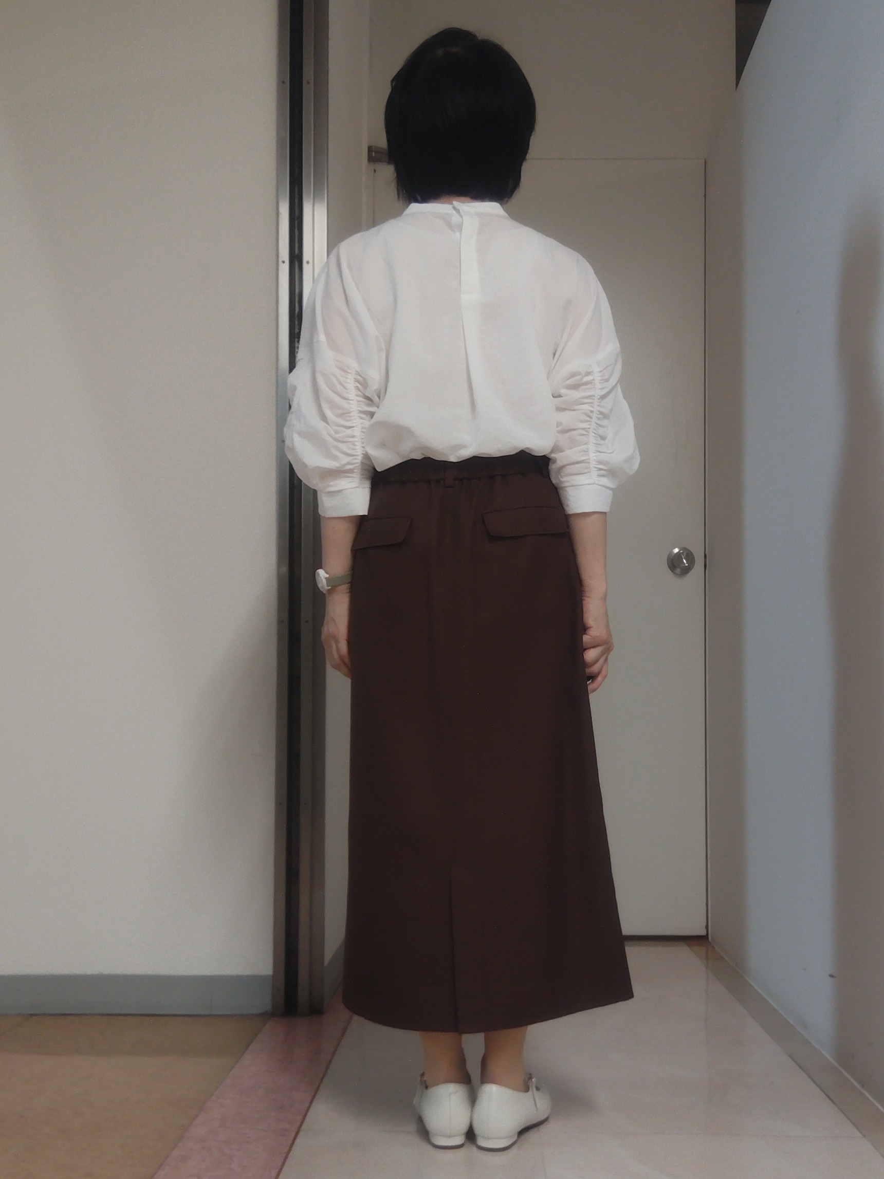 tokuさんの「Reflect｜【手洗い可】プチハイネック ギャザーブラウス」を使ったコーディネート