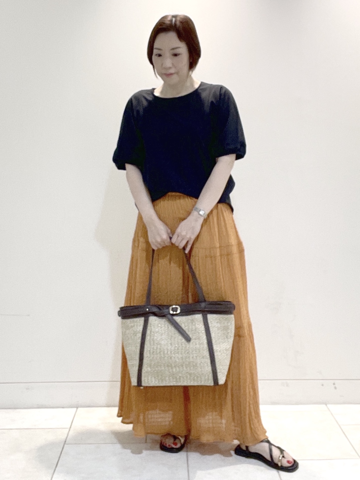 フミさんの「Reflect｜【UVカット／接触冷感／吸水速乾】ギャザースリーブカットソー」を使ったコーディネート