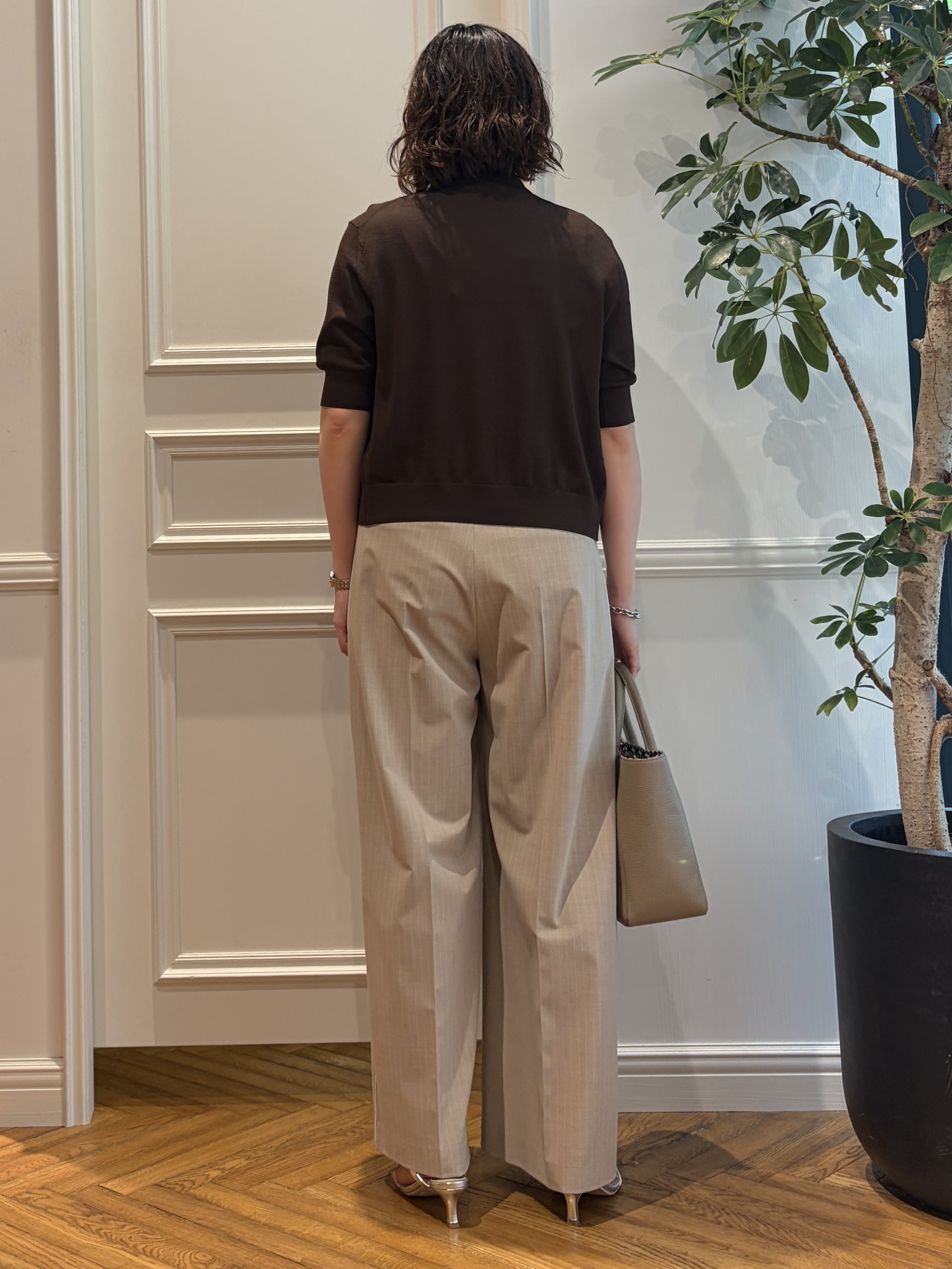 nakaoさんの「DRESSTERIOR｜【セットアップ可/ウォッシャブル】ストライプ2WAYストレッチ サイドラインパンツ」を使ったコーディネート