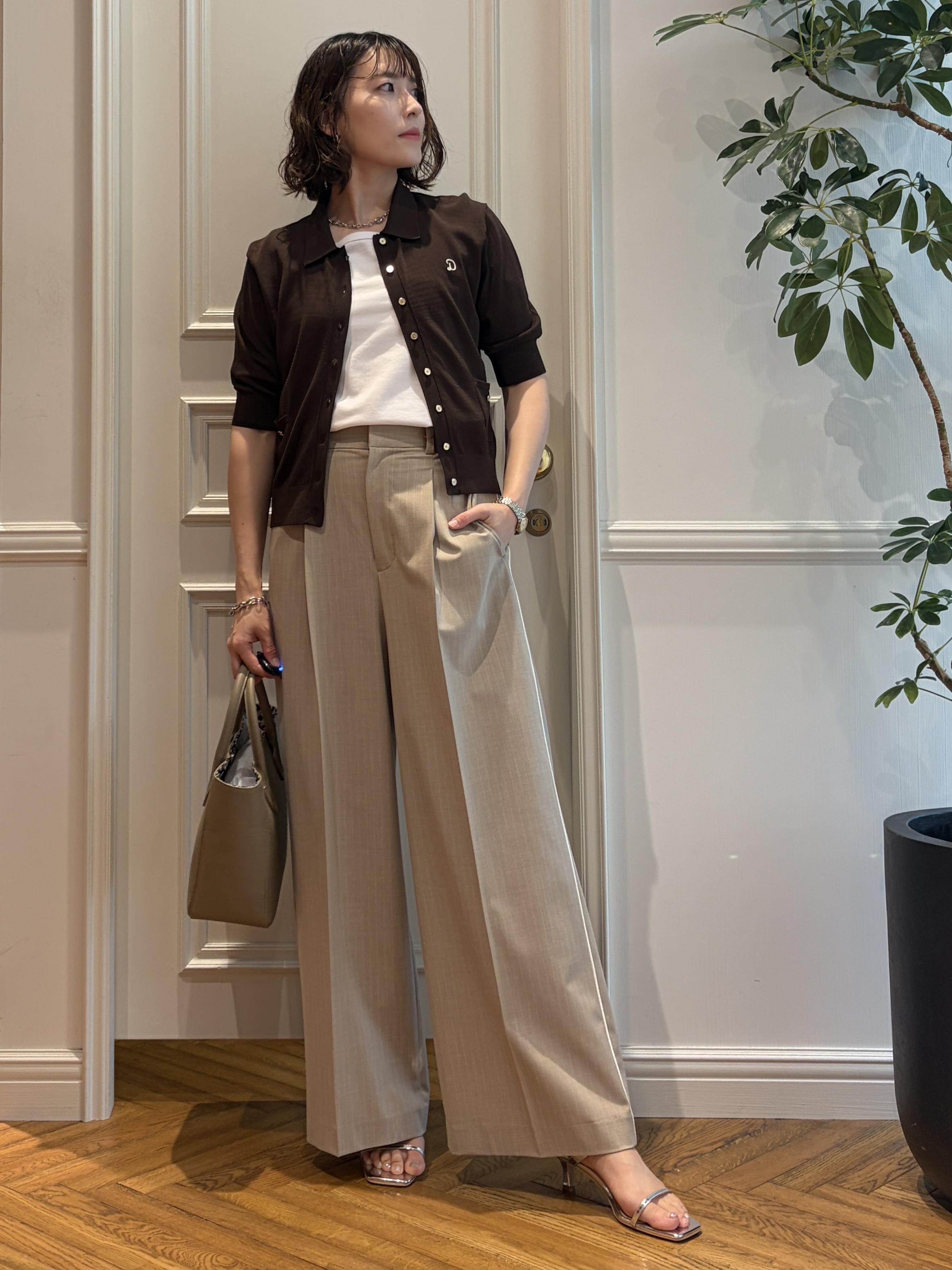 nakaoさんの「DRESSTERIOR｜【セットアップ可/ウォッシャブル】ストライプ2WAYストレッチ サイドラインパンツ」を使ったコーディネート