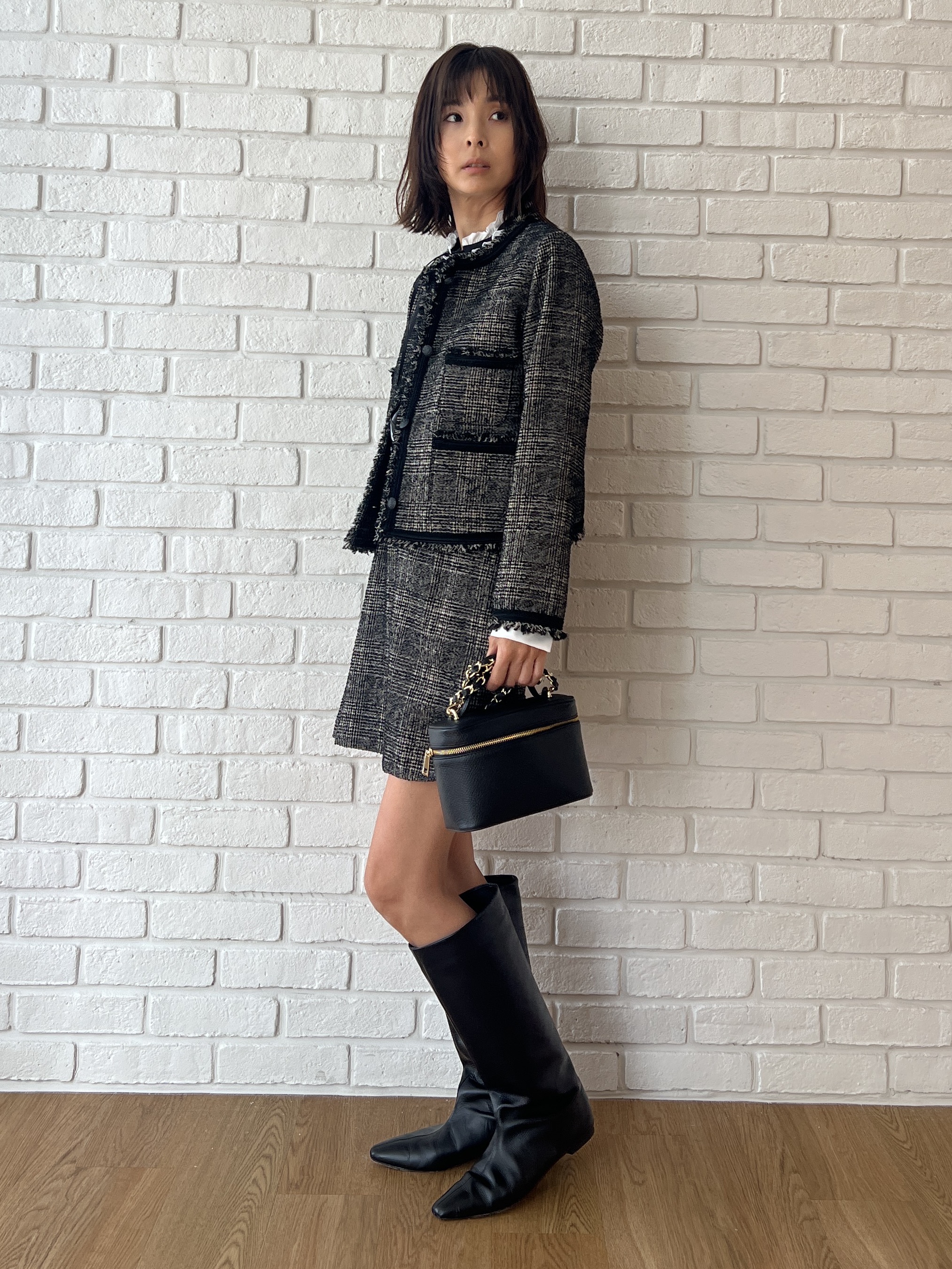 misaさんの「DRESSTERIOR｜◆MILOS（ミロス）チェーン付きバニティバッグ」を使ったコーディネート