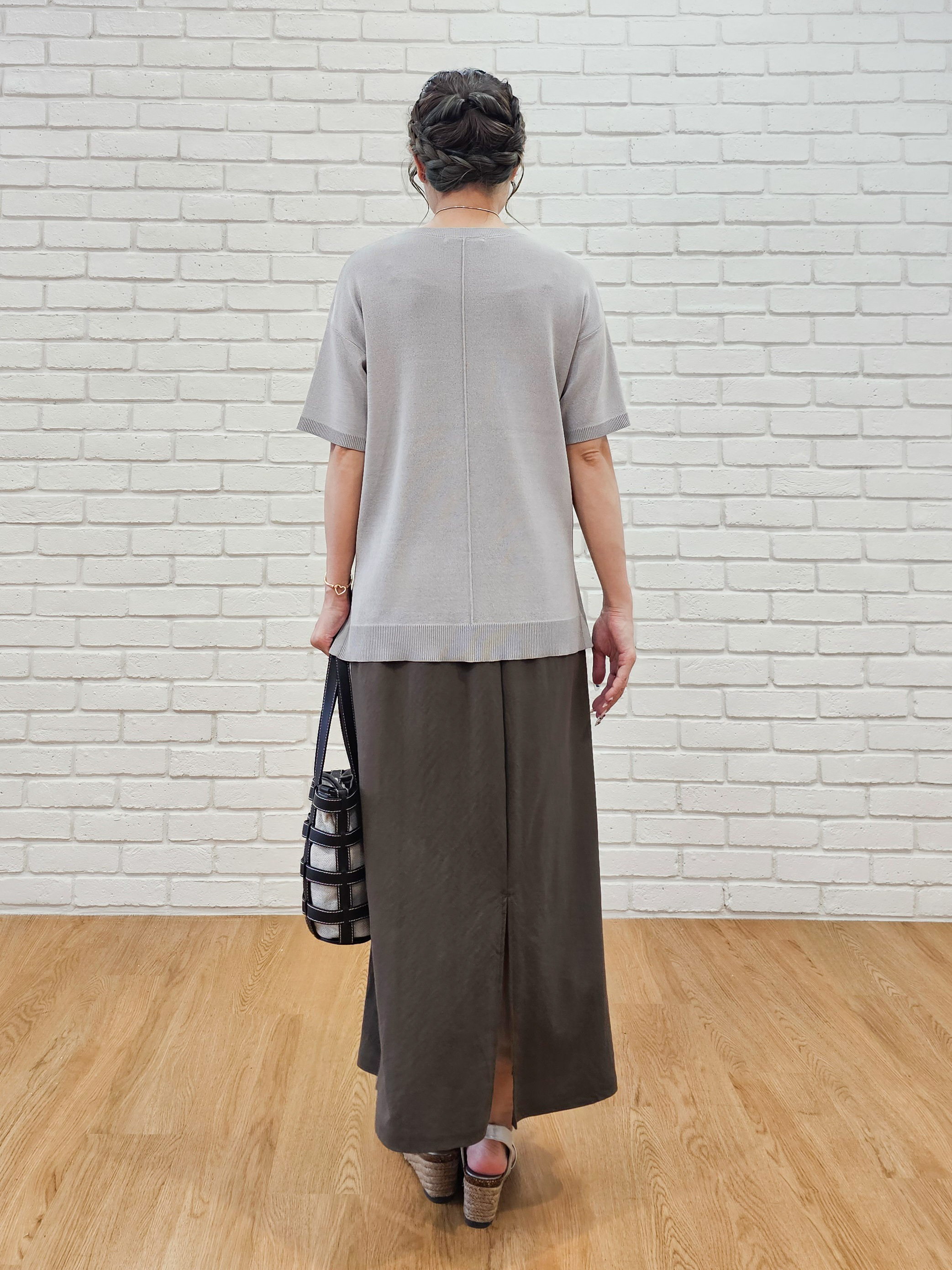 ゆゆさんの「SHOO･LA･RUE｜【UV/洗濯機可/S-LL】毛玉になりにくい シャツレイヤード風でこなれ見え 半袖ニット」を使ったコーディネート