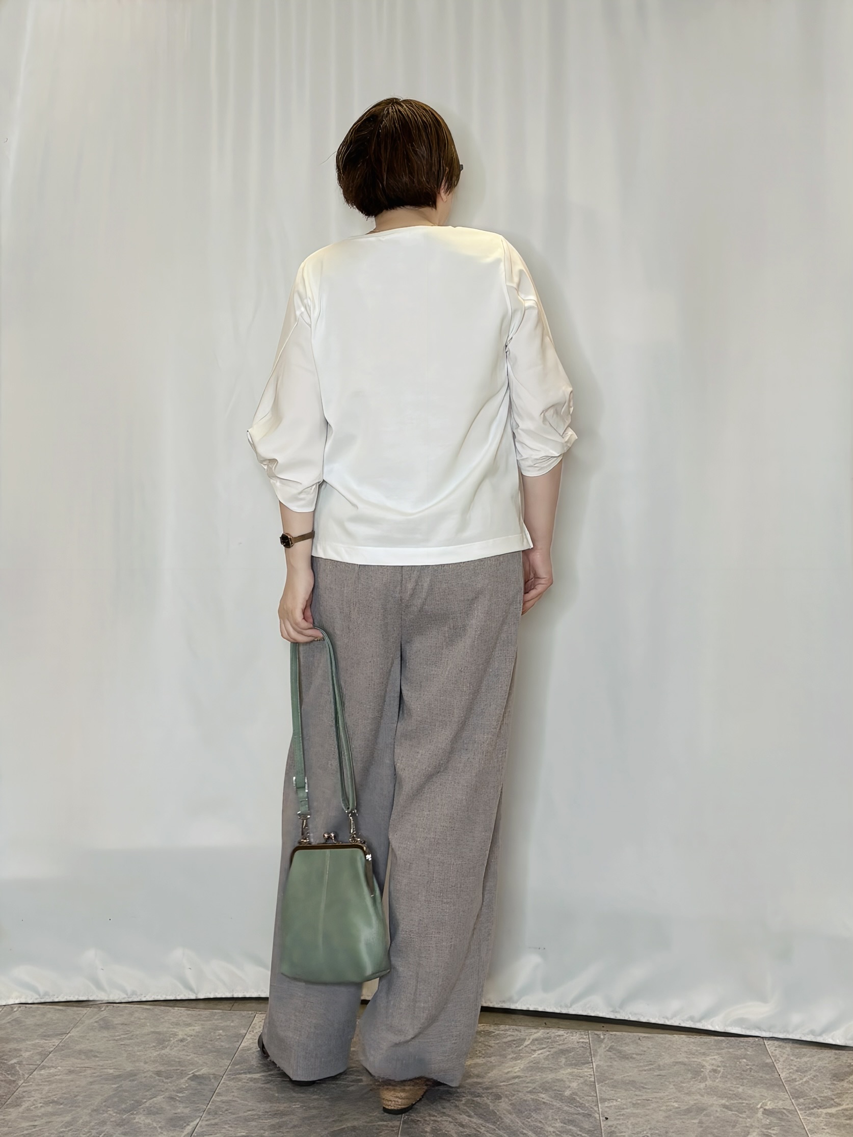 たみさんの「SHOO･LA･RUE｜【S-LL/洗濯機可/二の腕カバー】楽に上品見え ツイストスリーブトップス」を使ったコーディネート