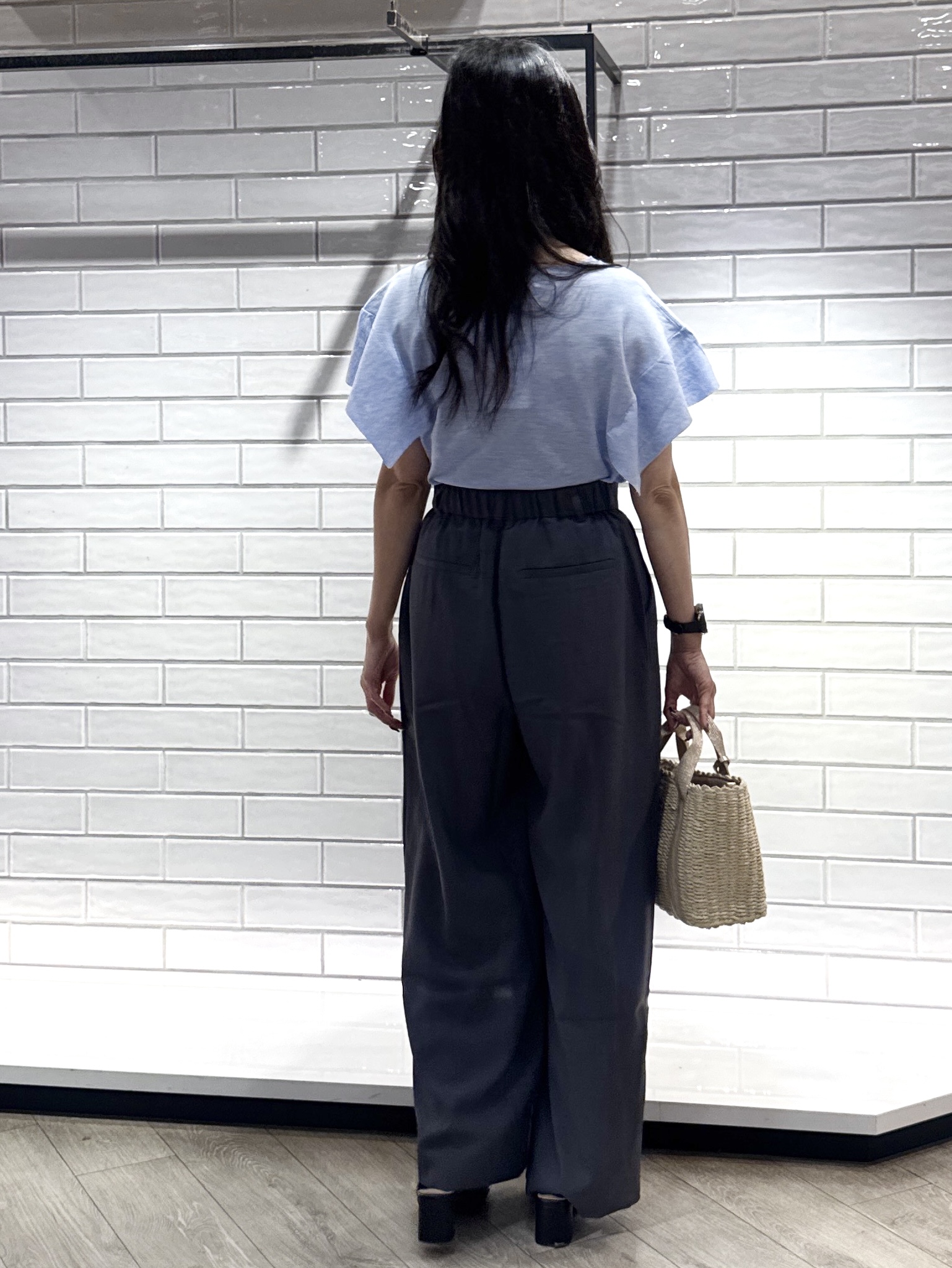yuicciさんの「OPAQUE.CLIP｜『STORY Web7月掲載』ドライタッチラメニット《UV／洗える／6col》」を使ったコーディネート