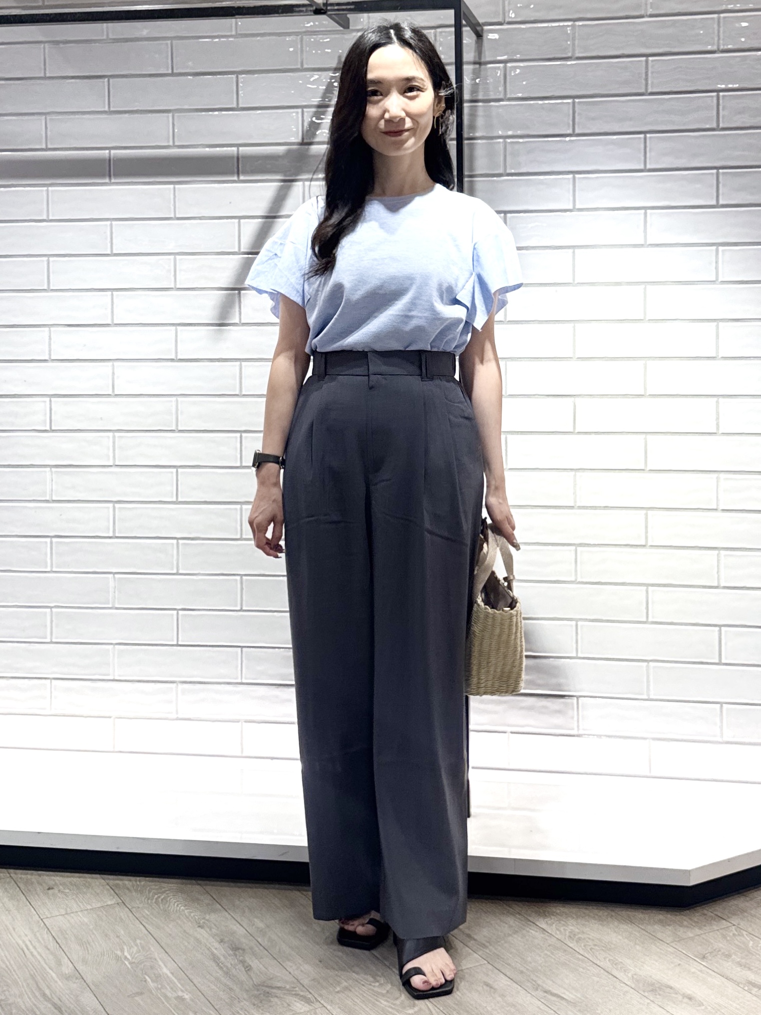 yuicciさんの「OPAQUE.CLIP｜『STORY Web7月掲載』ドライタッチラメニット《UV／洗える／6col》」を使ったコーディネート