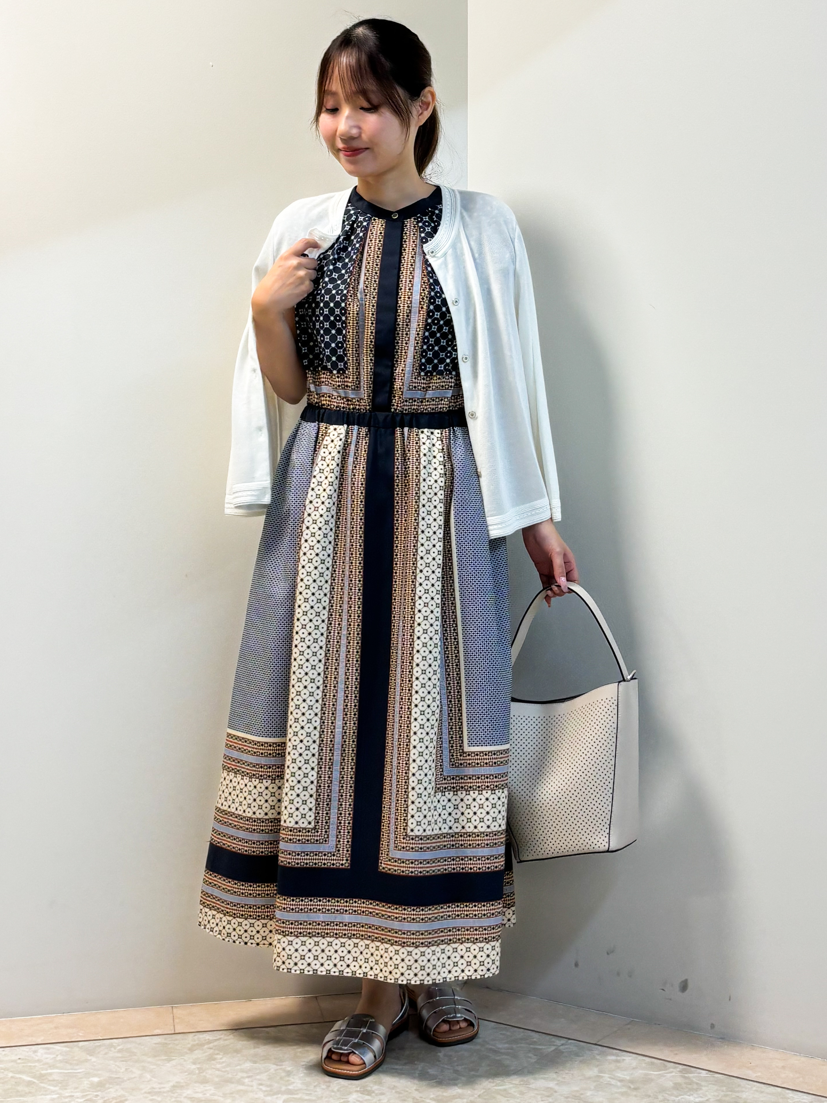 Sawaさんの「Reflect｜【SS-4Lサイズ／UVカット／接触冷感】匠ジャケット／ノーカラー」を使ったコーディネート
