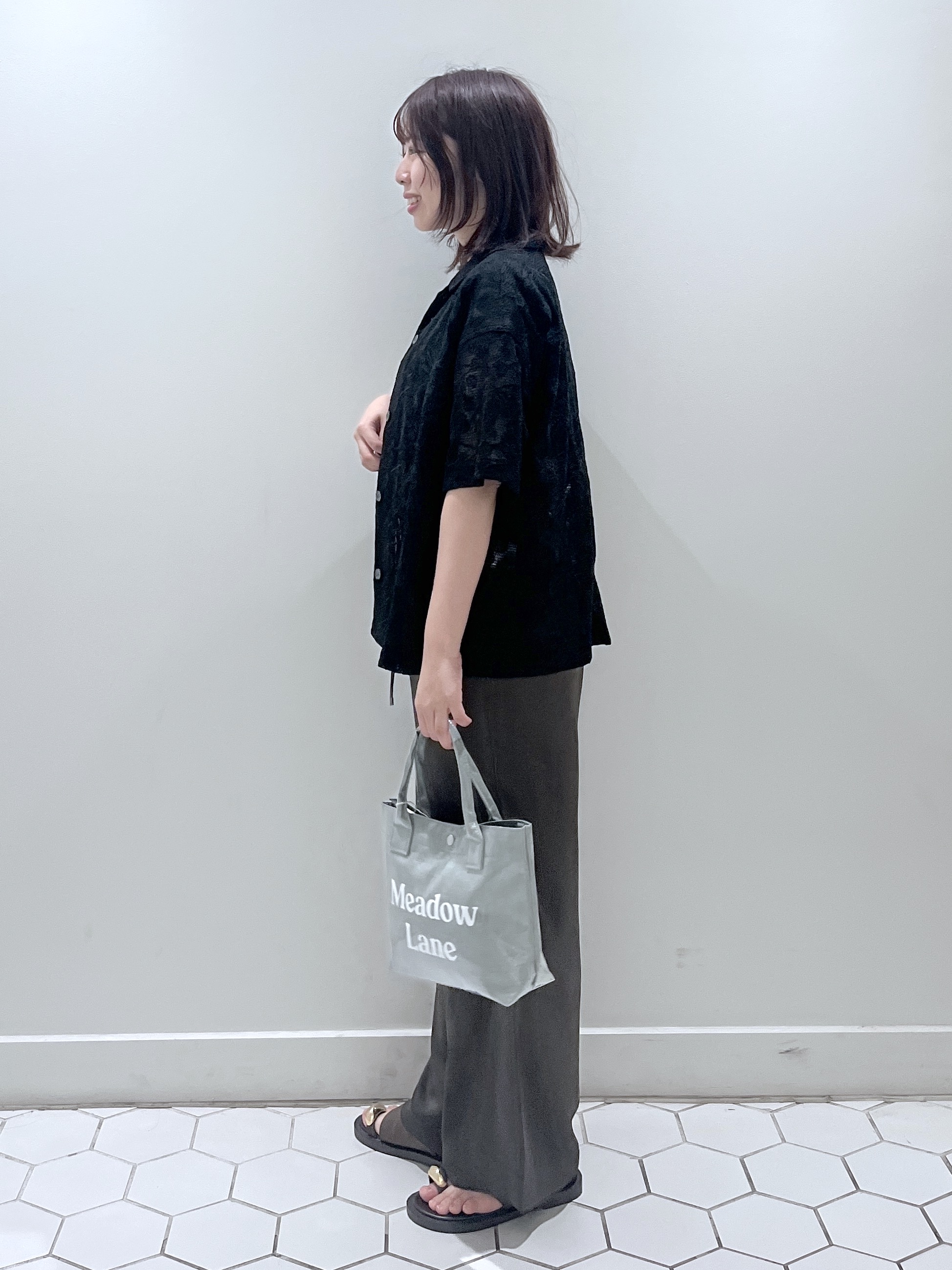 Makinoさんの「Dessin｜カラミレース 開襟シャツ」を使ったコーディネート