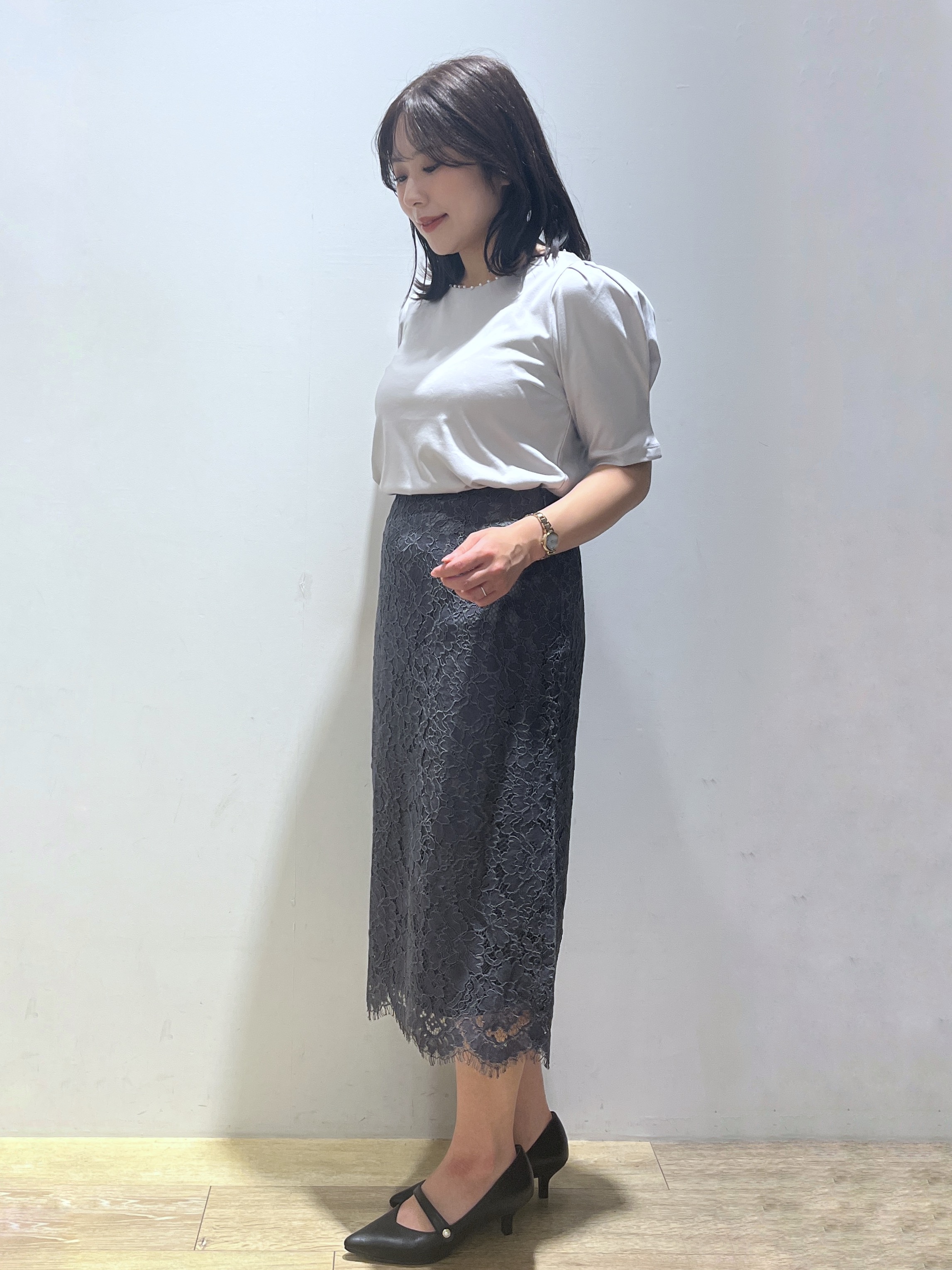 さやかさんの「index｜【接触冷感／UVケア】パール調ネックタックスリーブトップス《洗濯機OK／6col》」を使ったコーディネート