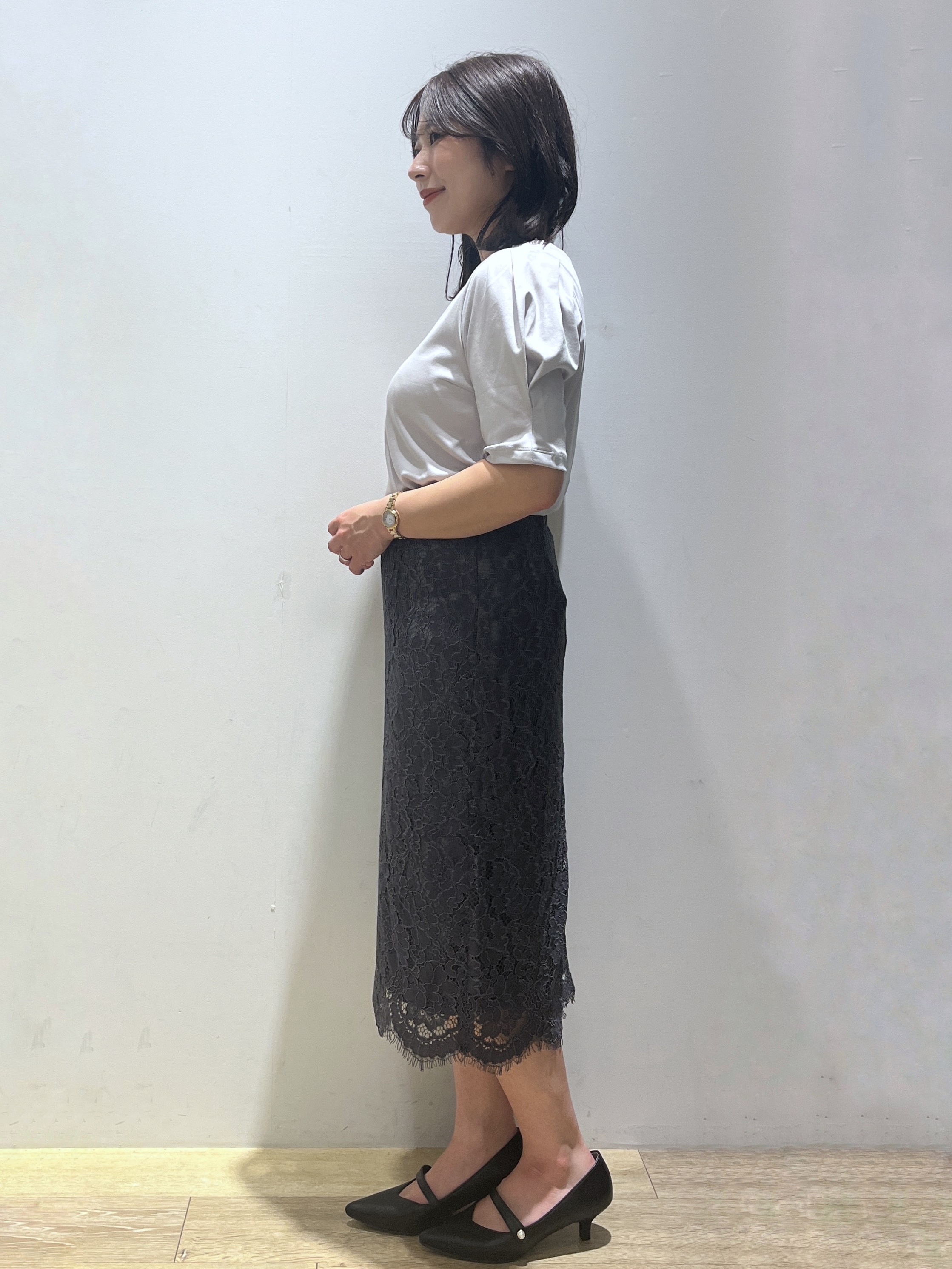 さやかさんの「index｜【接触冷感／UVケア】パール調ネックタックスリーブトップス《洗濯機OK／6col》」を使ったコーディネート