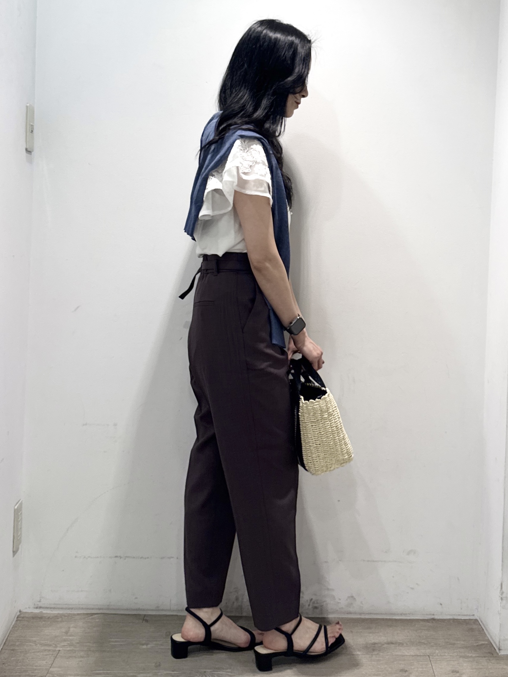 yuicciさんの「OPAQUE.CLIP｜【接触冷感／UV】レースフレアスリーブトップス《洗濯機OK》」を使ったコーディネート