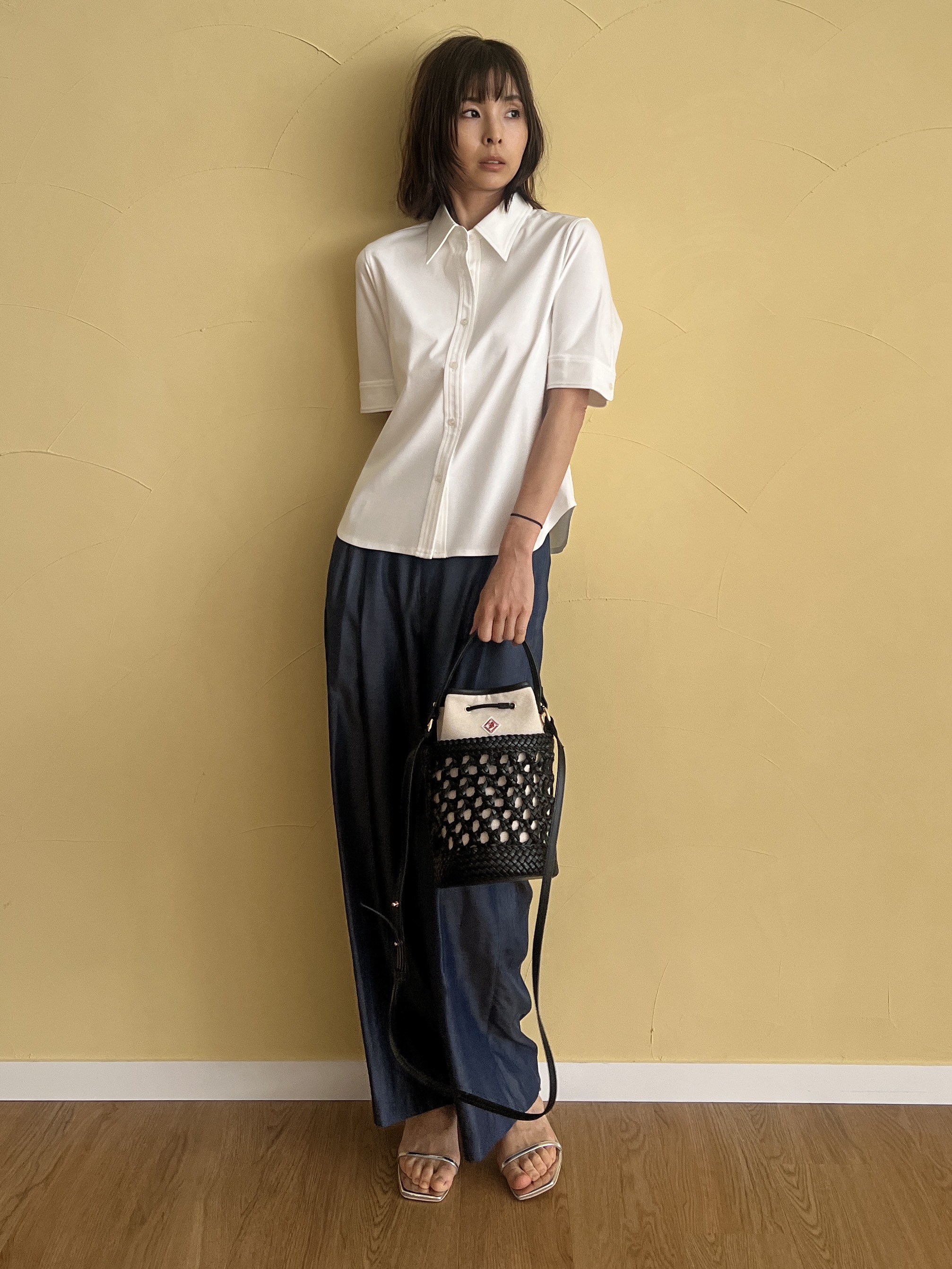 misaさんの「DRESSTERIOR｜【接触冷感／抗菌防臭／消臭】ICE CLEAR COTTON ハーフスリーブシャツ」を使ったコーディネート