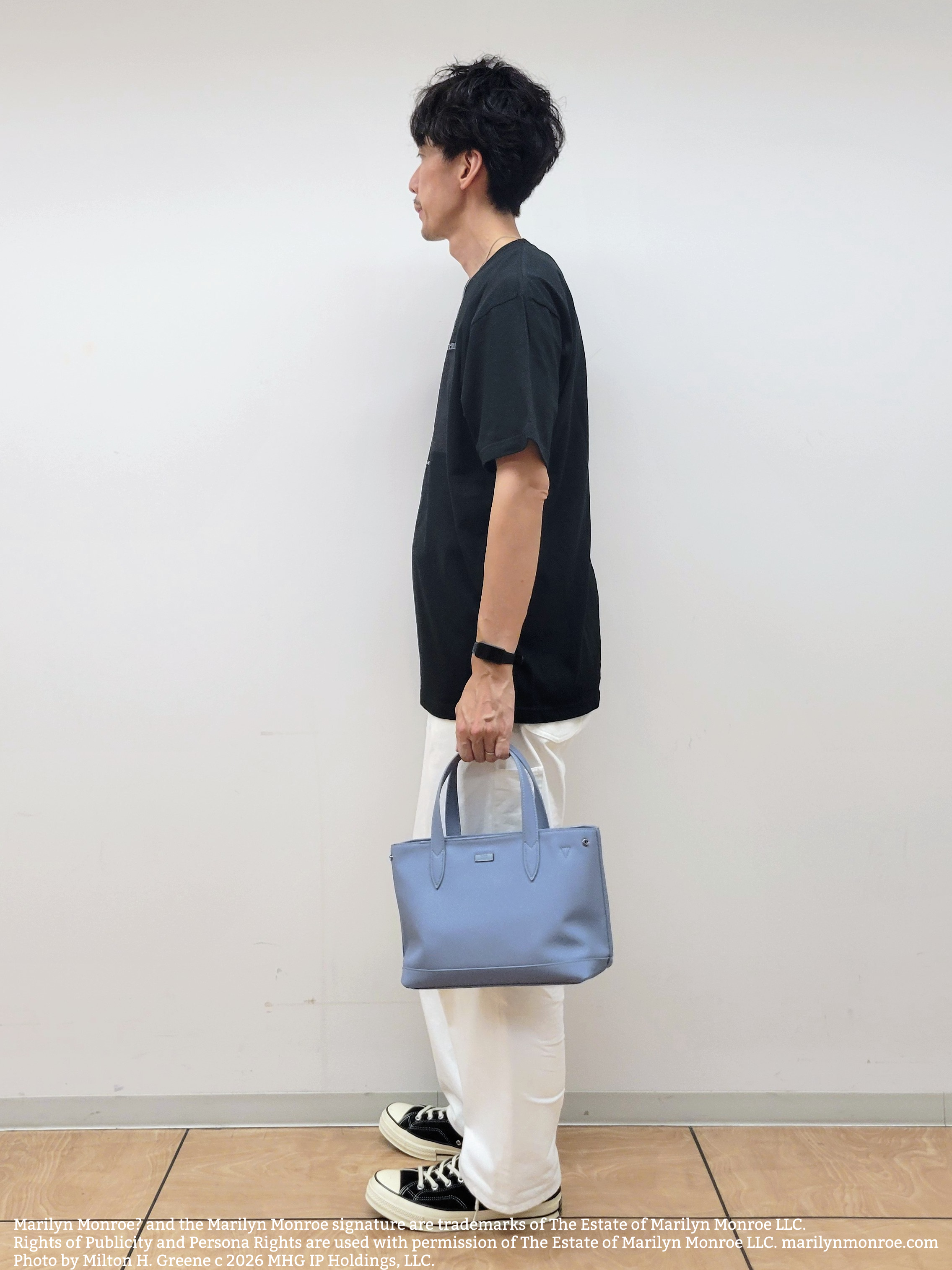 piroyaさんの「TAKEO KIKUCHI｜【別注】マリリン・モンロー/フォトTシャツ」を使ったコーディネート