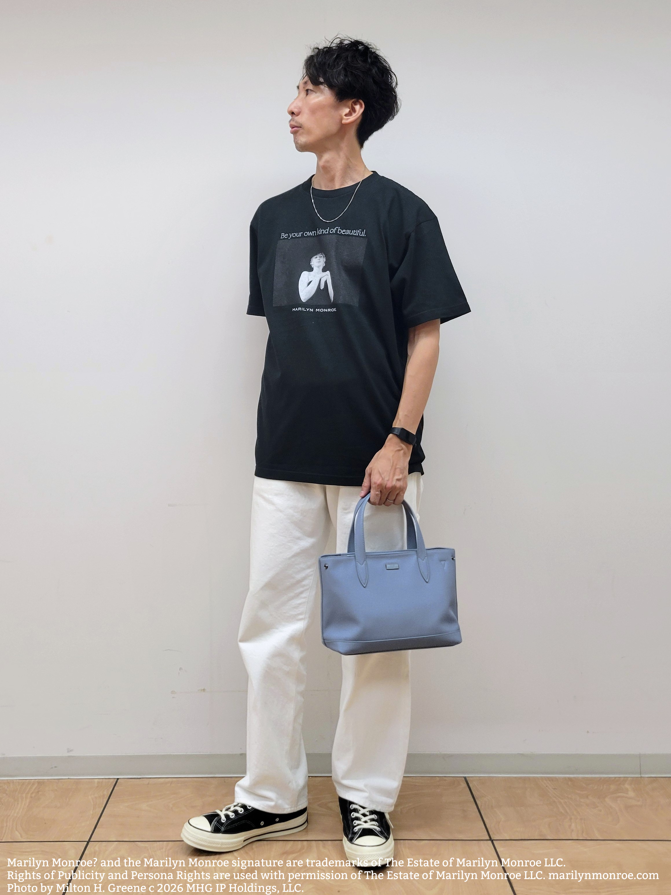 piroyaさんの「TAKEO KIKUCHI｜【別注】マリリン・モンロー/フォトTシャツ」を使ったコーディネート