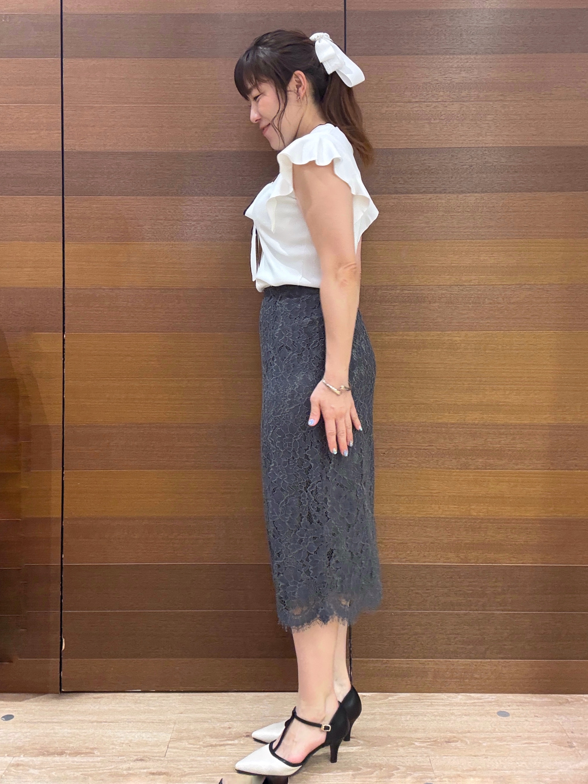 maichiさんの「OPAQUE.CLIP｜【UVケア／接触冷感】バイカラーボウタイフリルトップス《洗濯機OK》」を使ったコーディネート