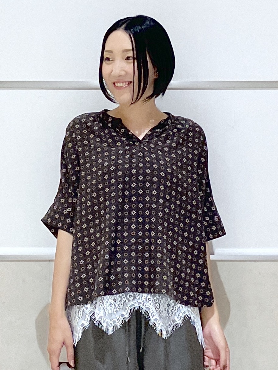 eriko さんの「Dessin｜【セットアップ可】小紋柄プリント スキッパーシャツ」を使ったコーディネート