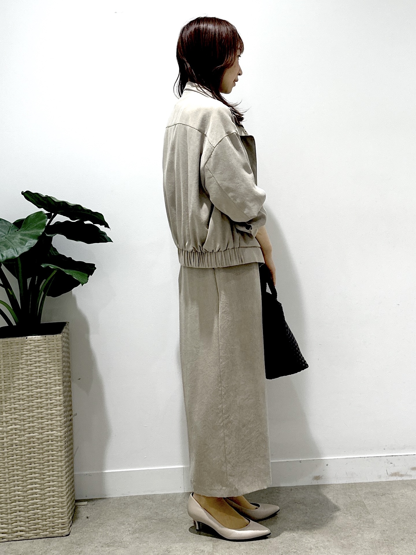 Miwaさんの「UNTITLED｜【秋映え/甘めTシャツ】袖レースプルオーバー」を使ったコーディネート