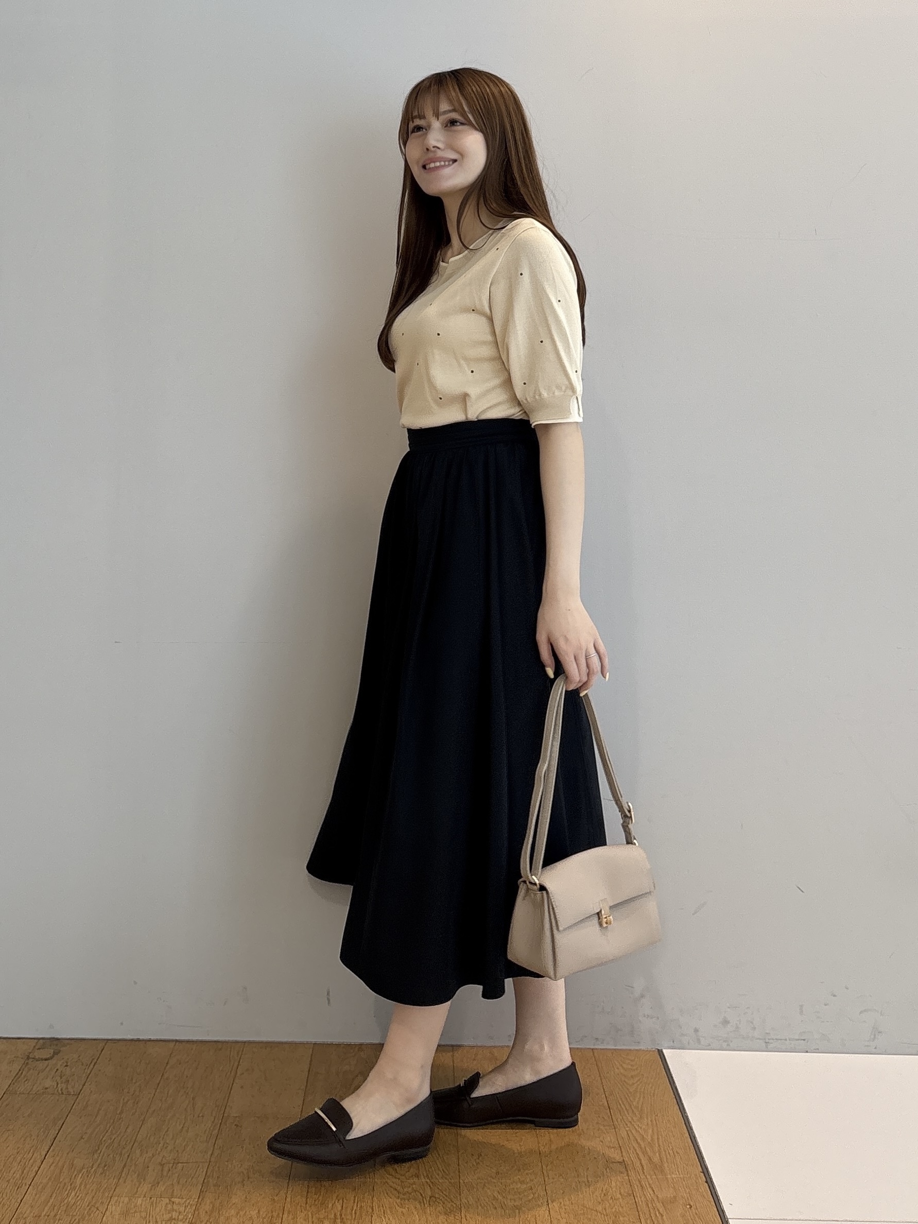 sayaさんの「grove｜【1枚で着映え】ドット刺しゅうニットプルオーバー」を使ったコーディネート