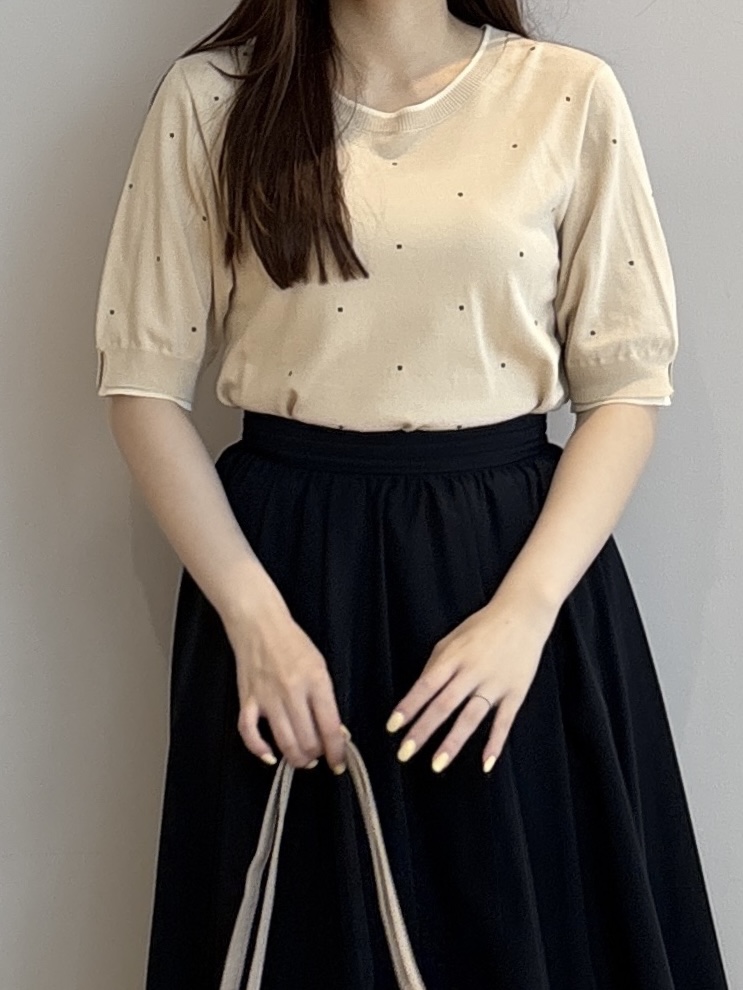 sayaさんの「grove｜【1枚で着映え】ドット刺しゅうニットプルオーバー」を使ったコーディネート