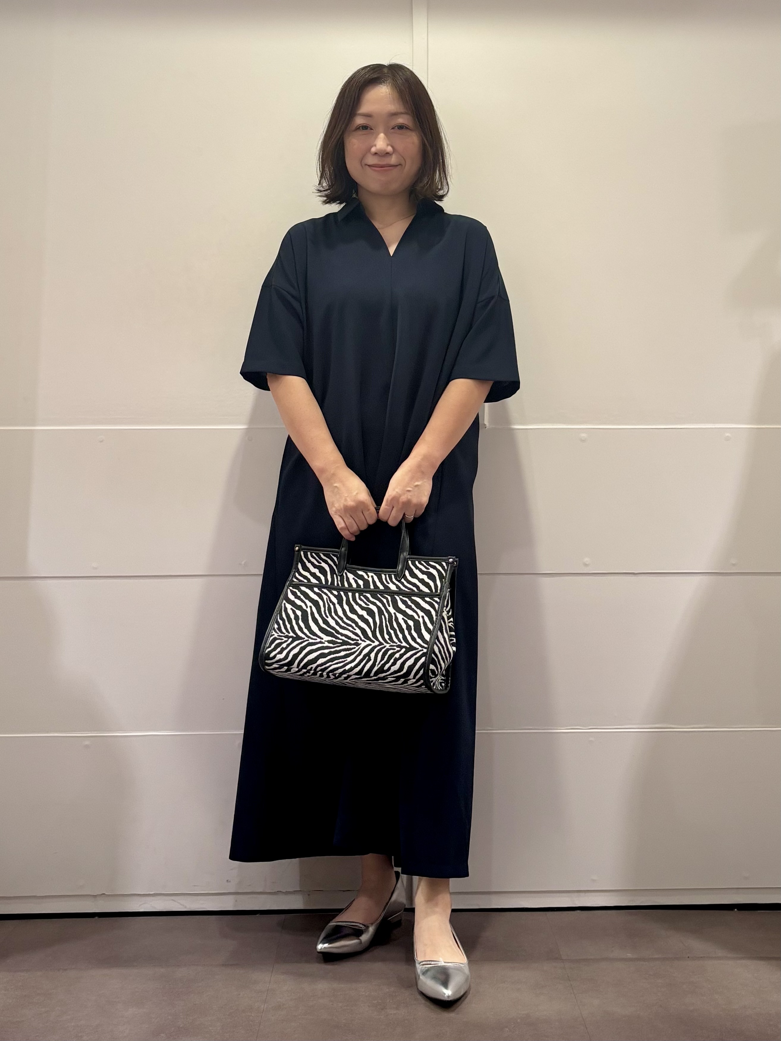 TOKOさんの「UNTITLED｜【初秋も活躍/UVカット/接触冷感】エアリークールワンピース」を使ったコーディネート