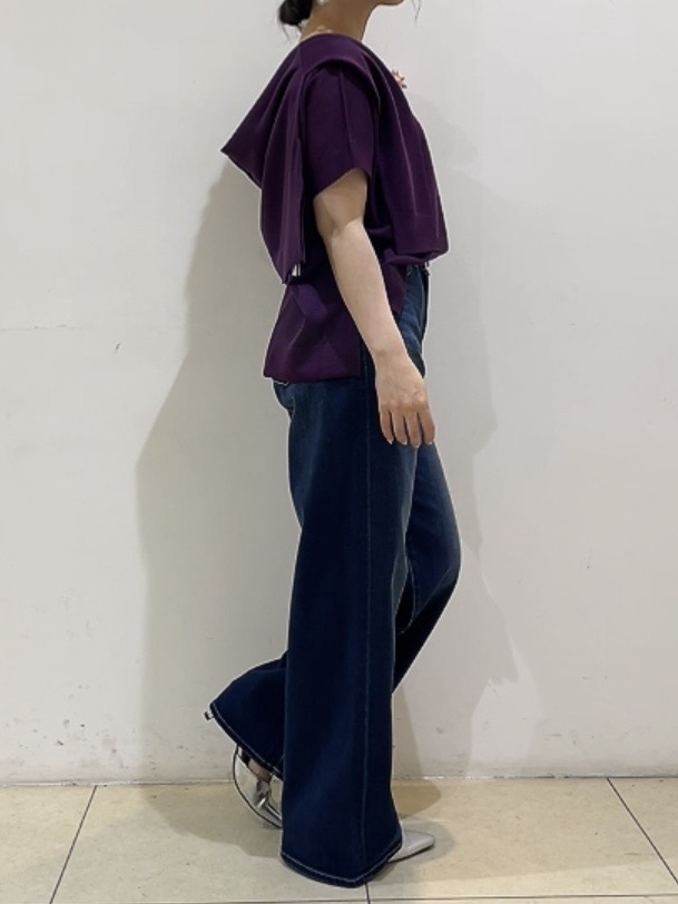 watanabeさんの「UNTITLED｜【アンサンブル可/品のある透け感】Tシャツ風ニットトップス」を使ったコーディネート