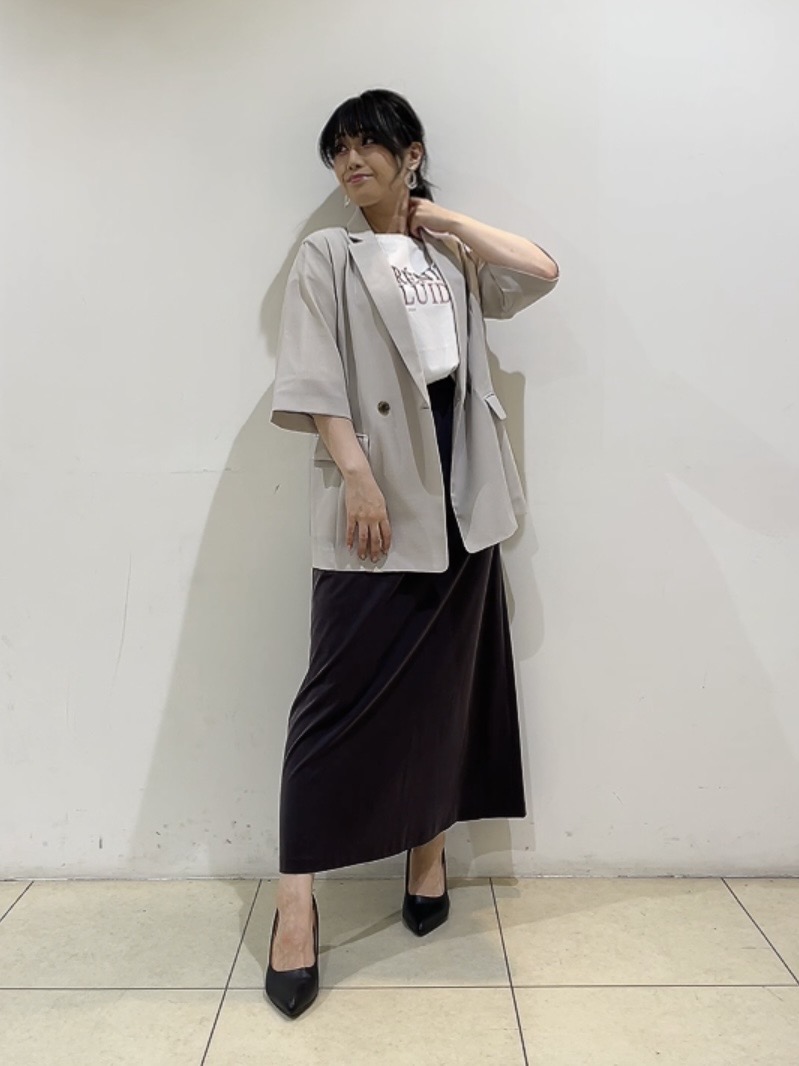 watanabeさんの「UNTITLED｜【秋の通勤羽織/セットアップ可/UVカット】エアリークール半袖ジャケット」を使ったコーディネート