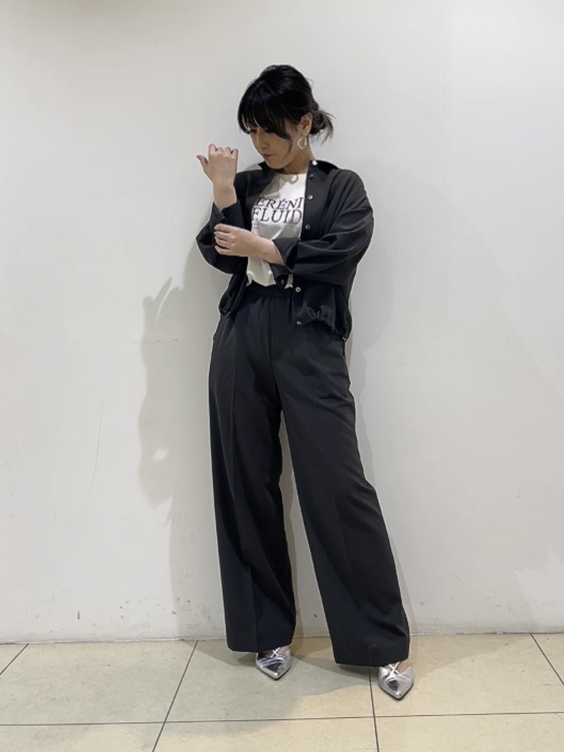 watanabeさんの「UNTITLED｜【秋羽織り/セットアップ可/UVカット】エアリークールドロストシャツ」を使ったコーディネート