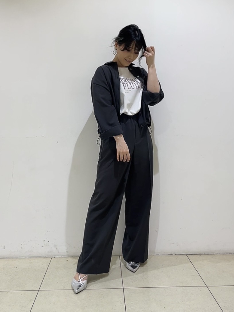 watanabeさんの「UNTITLED｜【秋羽織り/セットアップ可/UVカット】エアリークールドロストシャツ」を使ったコーディネート