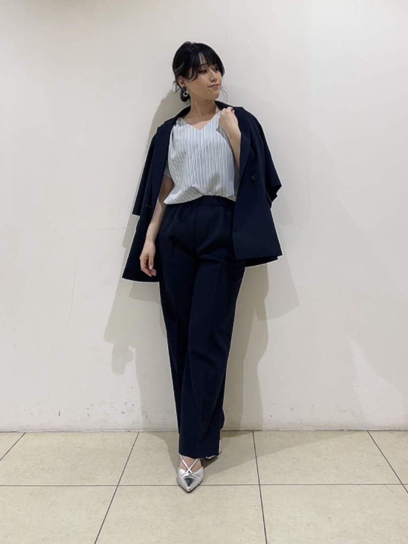 watanabeさんの「UNTITLED｜【秋の通勤羽織/セットアップ可/UVカット】エアリークール半袖ジャケット」を使ったコーディネート