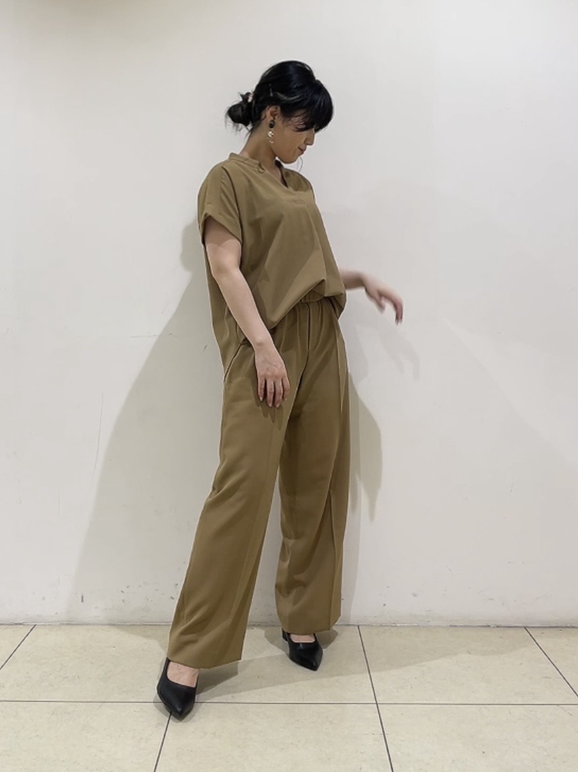 watanabeさんの「UNTITLED｜【セットアップ可/UVカット】エアリークールブラウス」を使ったコーディネート
