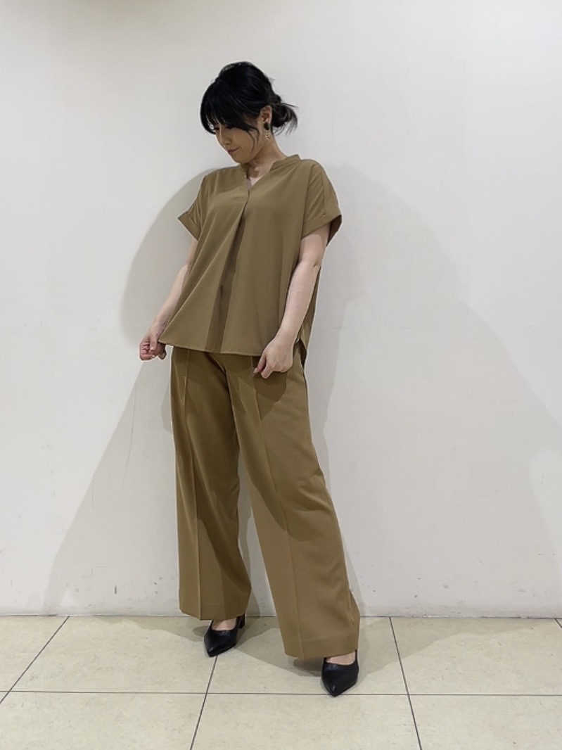 watanabeさんの「UNTITLED｜【セットアップ可/UVカット】エアリークールブラウス」を使ったコーディネート