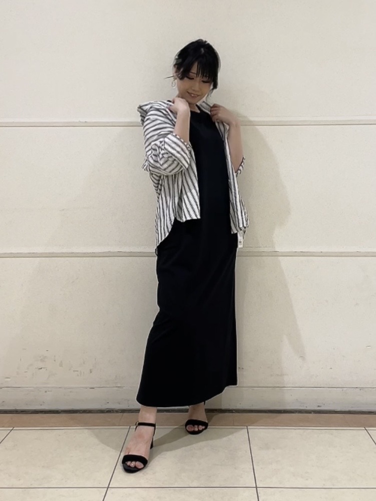 watanabeさんの「UNTITLED｜ストライプシャツ」を使ったコーディネート