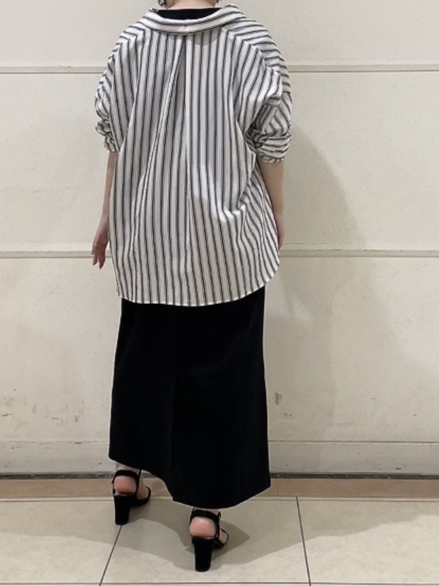watanabeさんの「UNTITLED｜ストライプシャツ」を使ったコーディネート