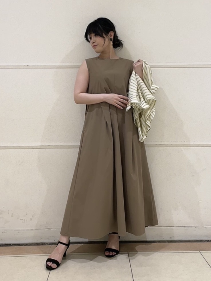watanabeさんの「UNTITLED｜【秋映え/羽織り】ストライプシャツ」を使ったコーディネート