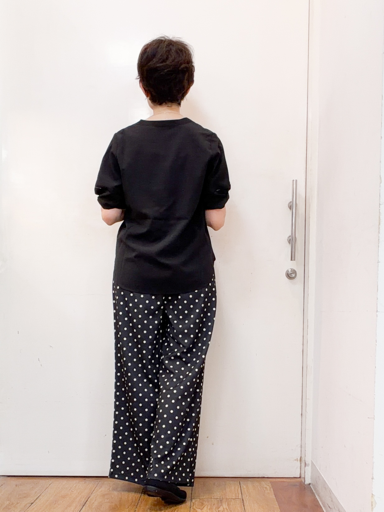みぃさんの「SHOO･LA･RUE｜【洗濯後しわになりにくい/インせずきまる】シンプルだけど女性らしい 麻調スキッパーブラウス」を使ったコーディネート