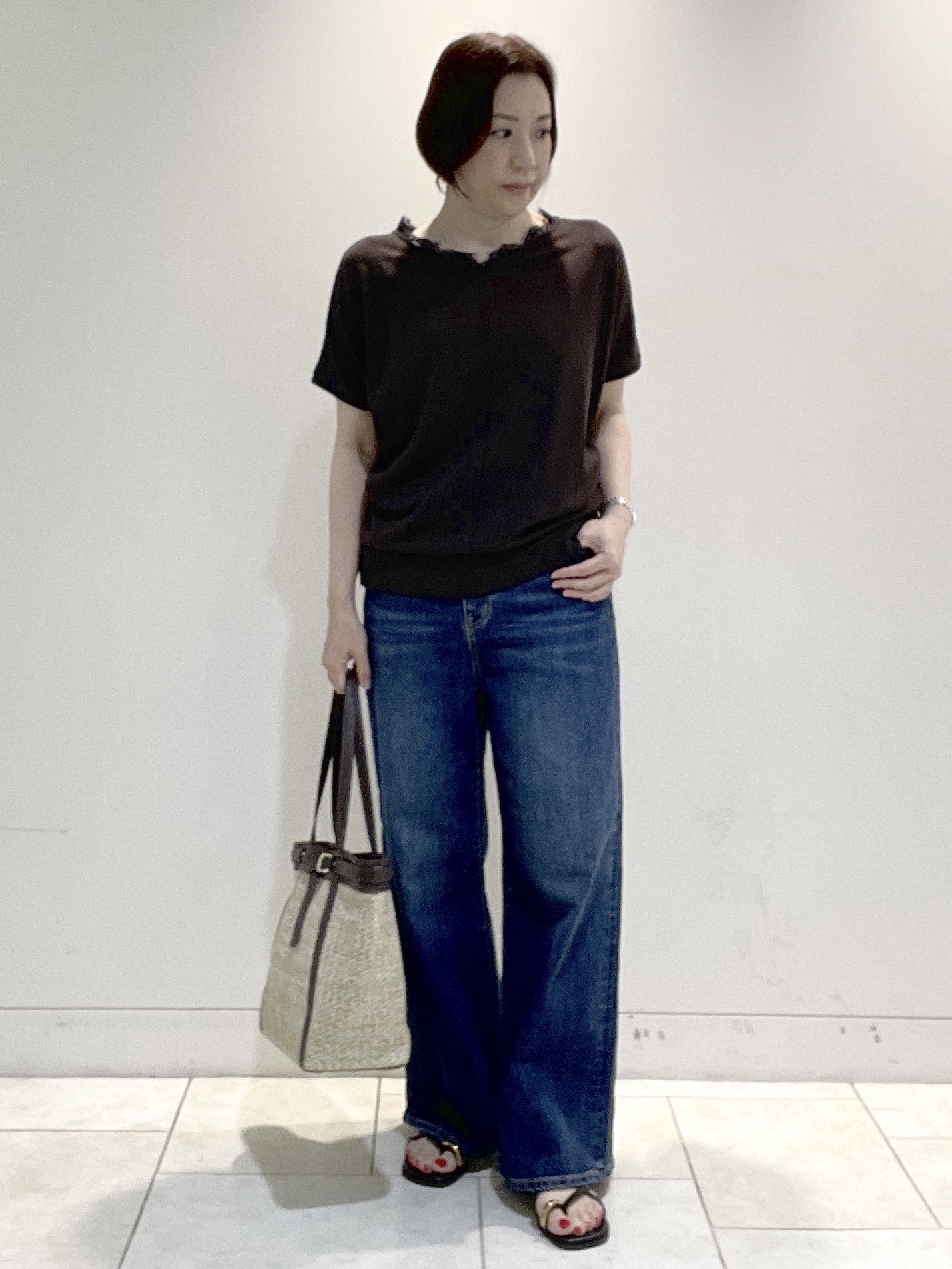 フミさんの「Reflect｜【二の腕カバー／手洗い可】ネックレース フレンチスリーブニット」を使ったコーディネート