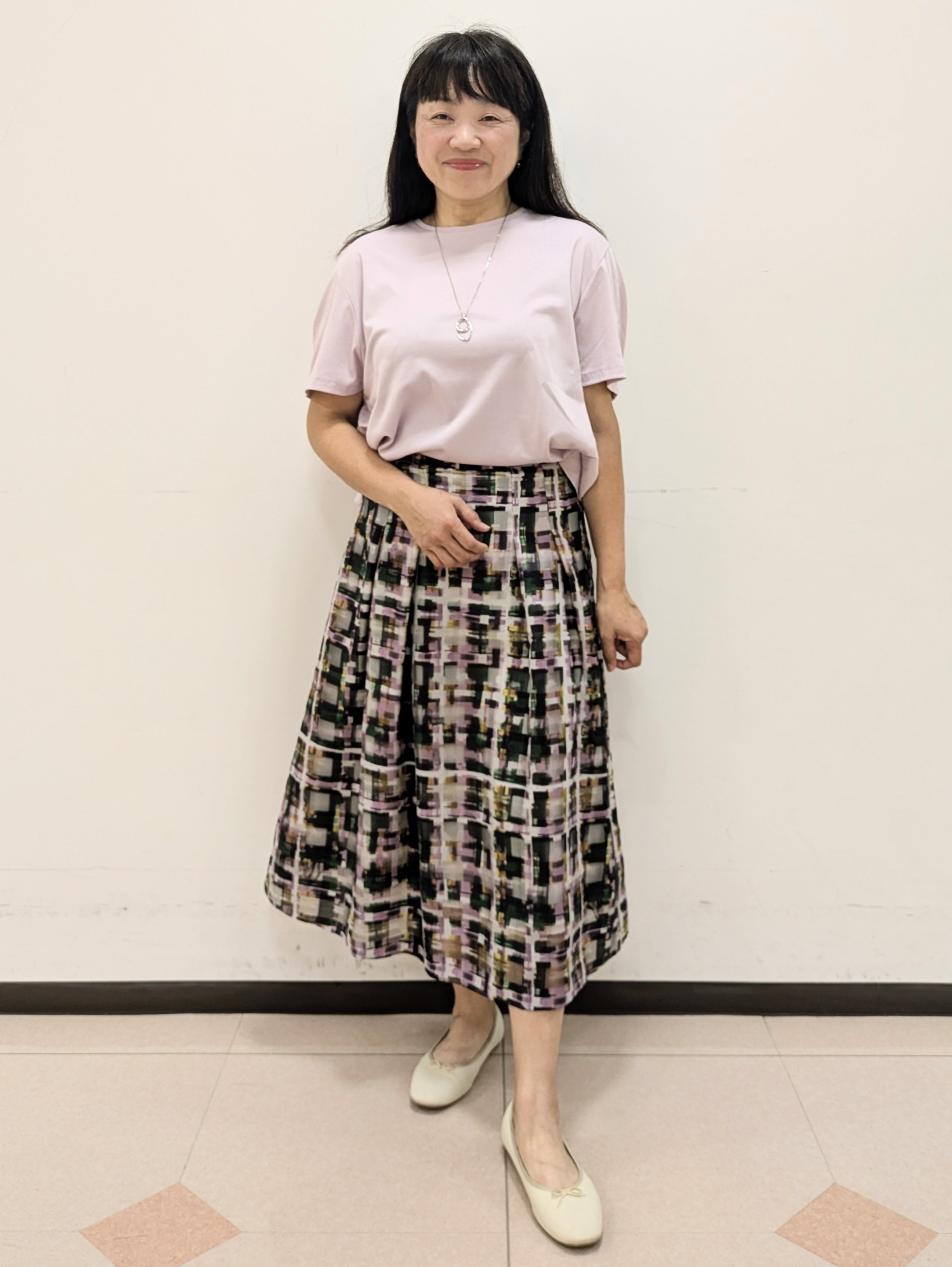 ともさんの「UNTITLED｜【汗染み防止/接触冷感】ドルマンプルオーバー」を使ったコーディネート
